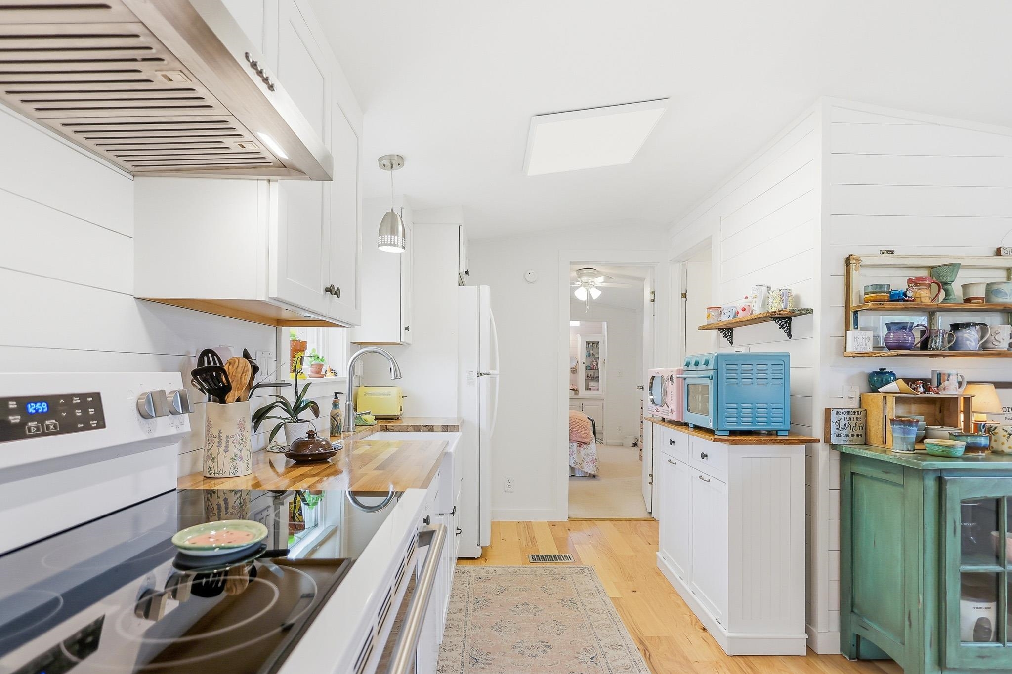 15 Winter St, Salem, NH 03079