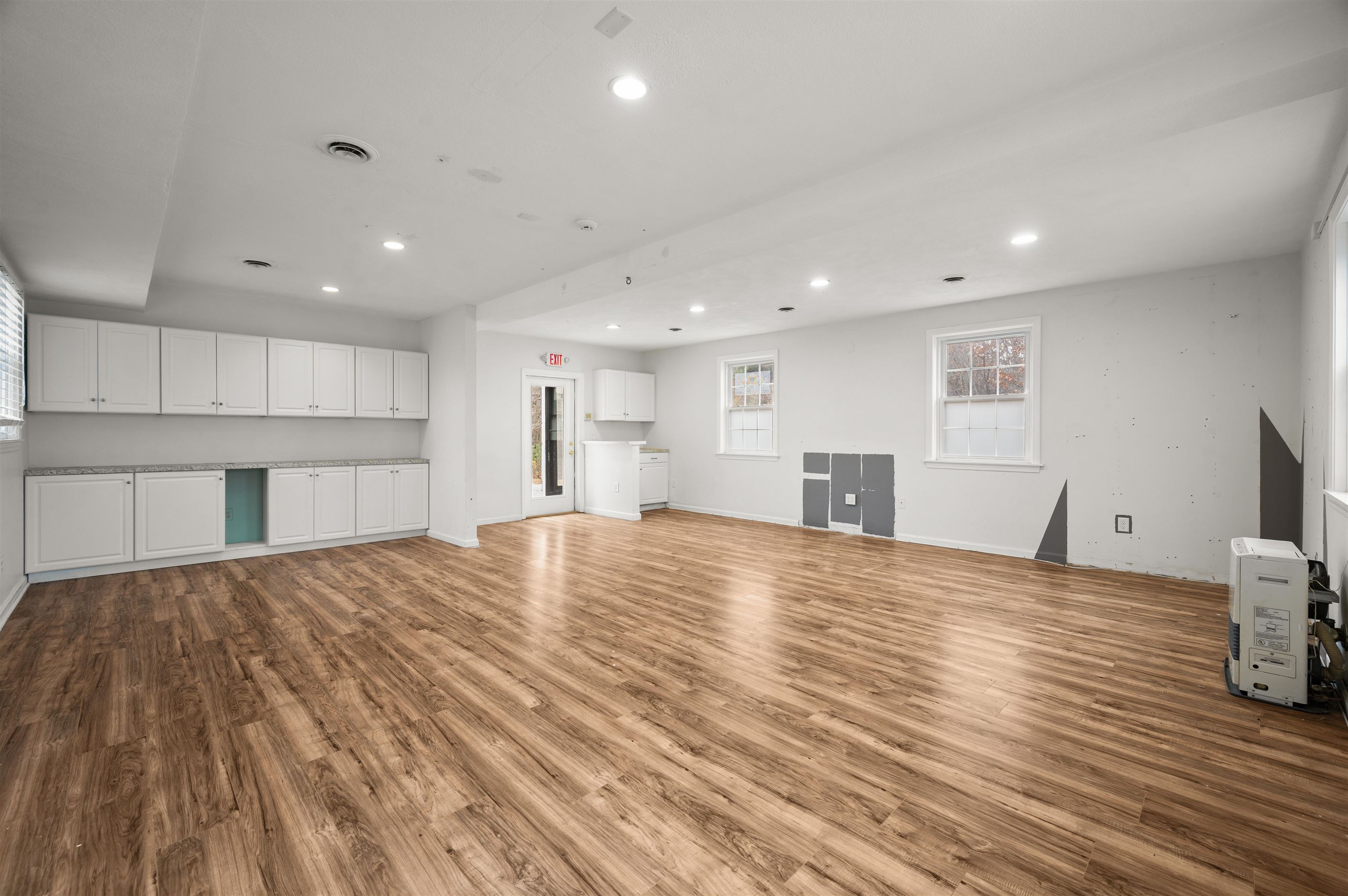 2425 Lafayette Rd, Portsmouth, NH 03801