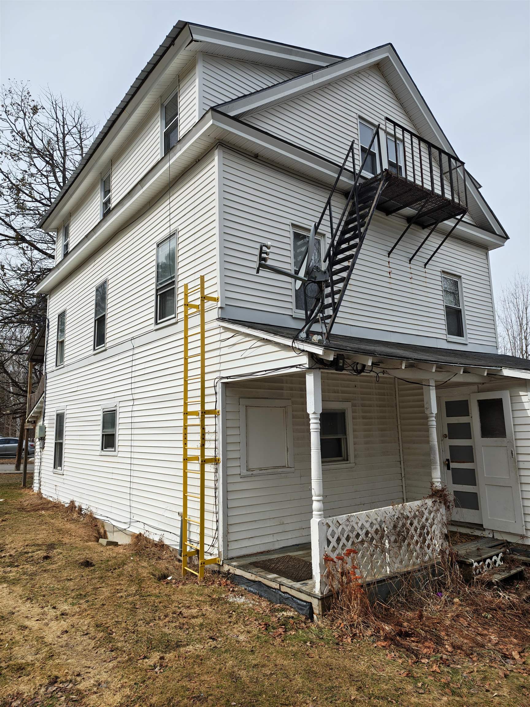 123 Agassiz St, Bethlehem, NH 03574