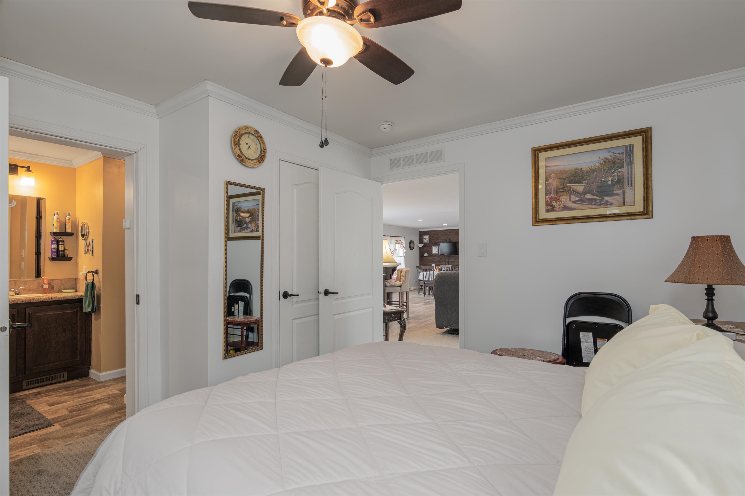 214 Robin Hood Dr, Exeter, NH 03833