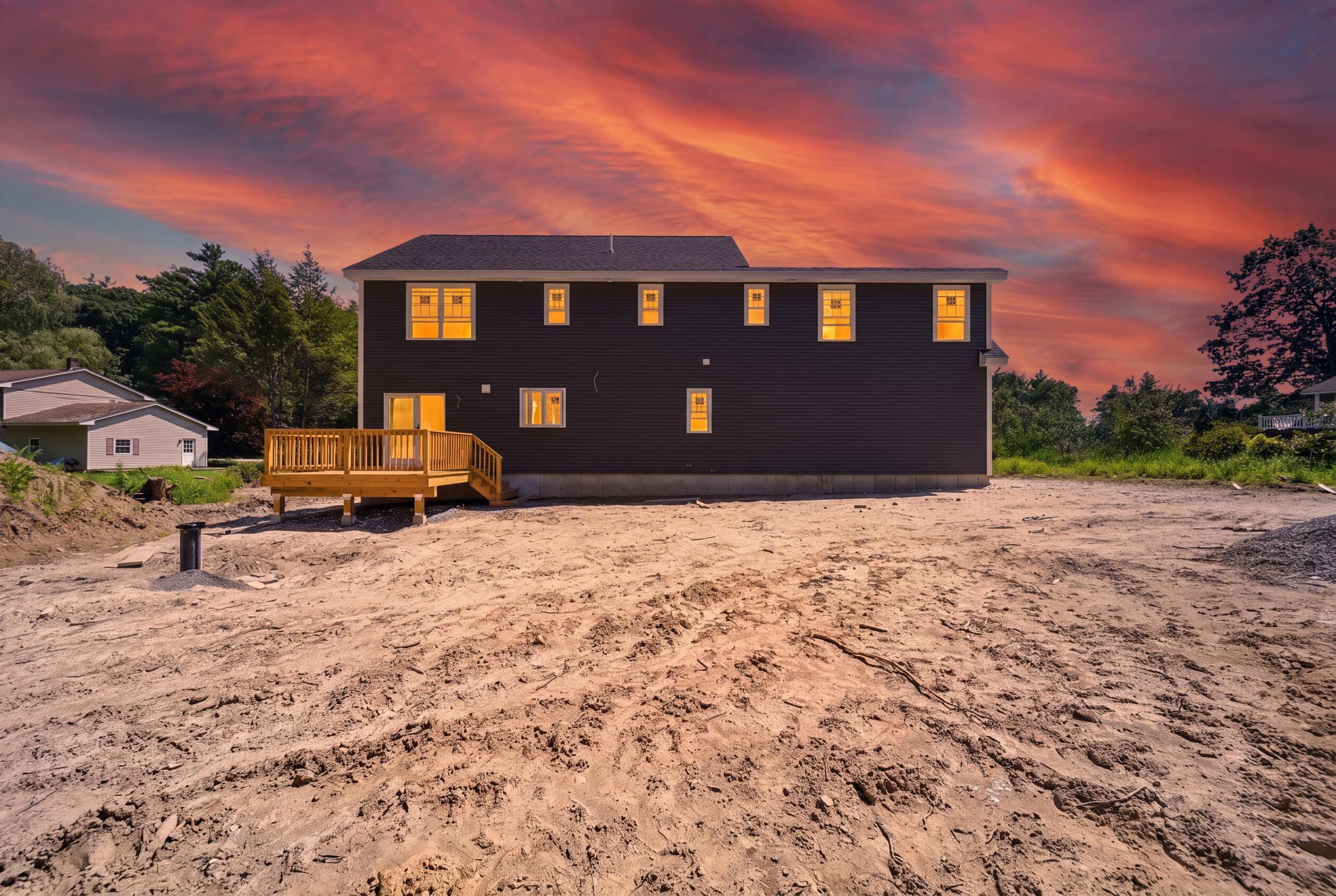 78 Gowing Rd, Hudson, NH 03051