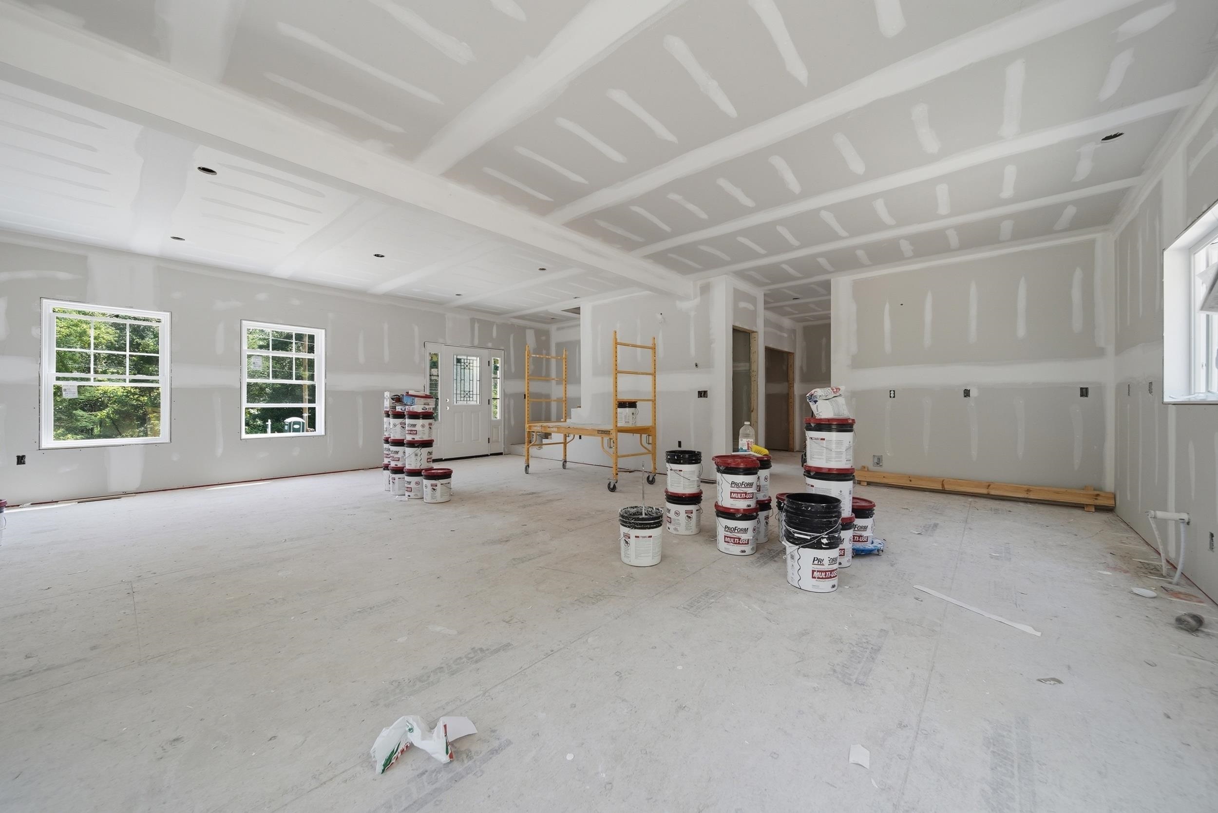 78 Gowing Rd, Hudson, NH 03051