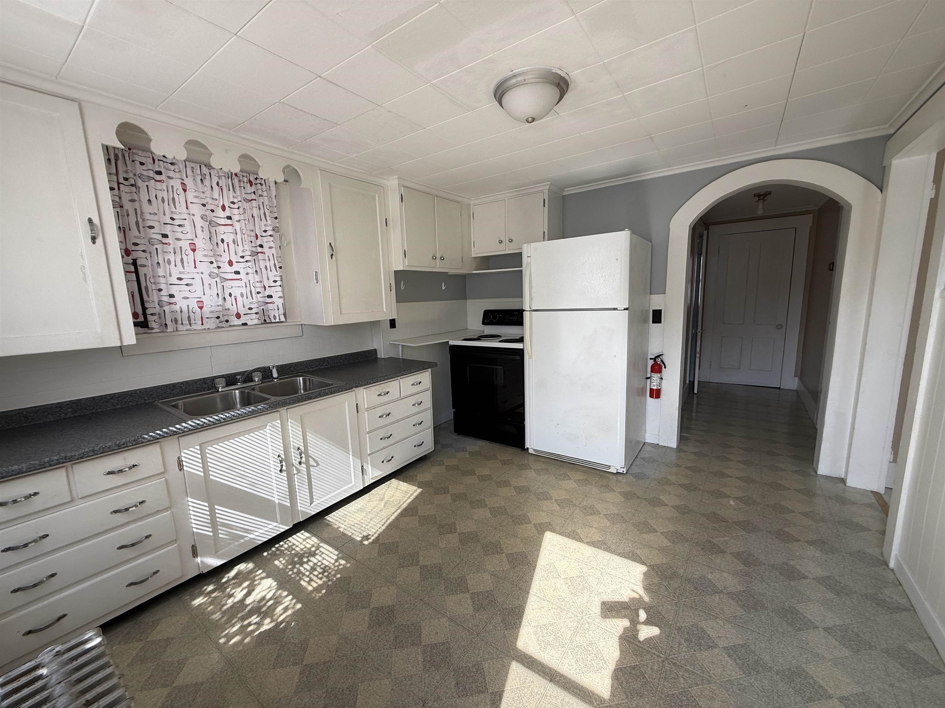 38 Jefferson Street — photo 3