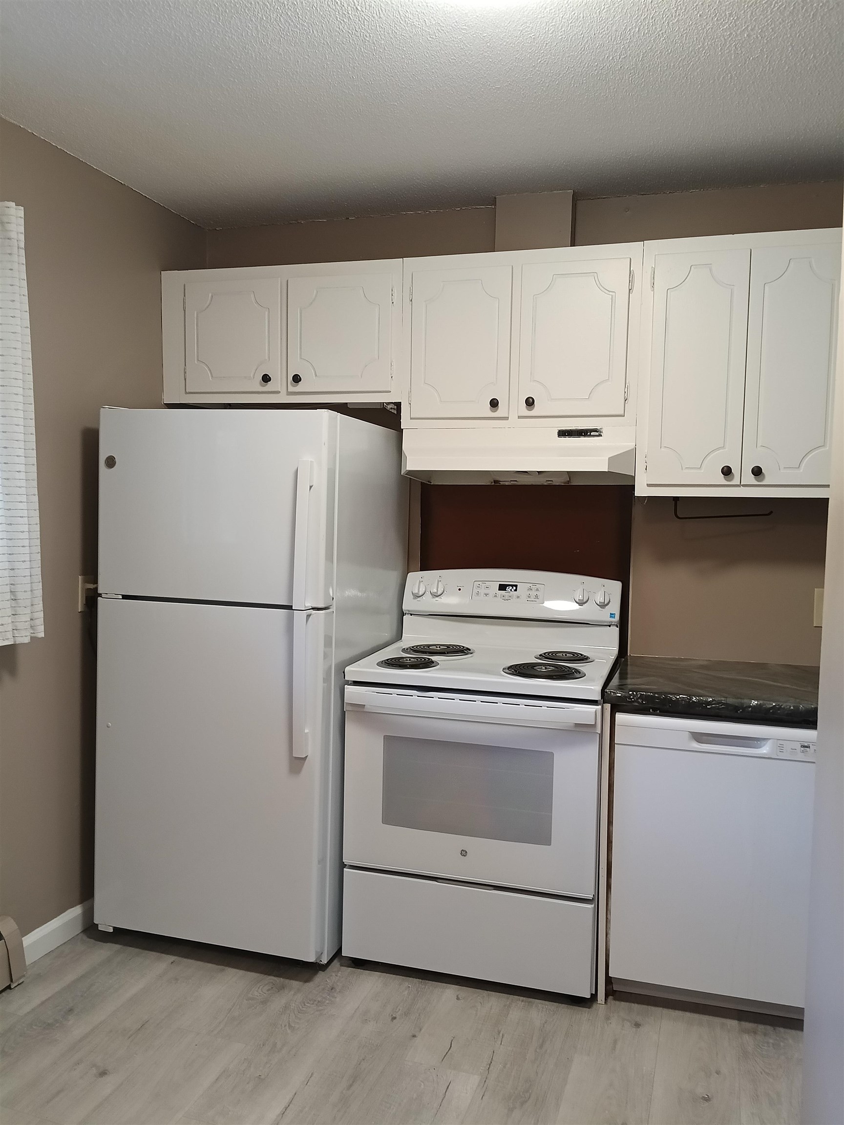 Photo 2 of Condo for sale at 39 Brookside Dr #7, Brattleboro, VT 05301 | MLS# 5081287 | Listing updated on 2026-10-07