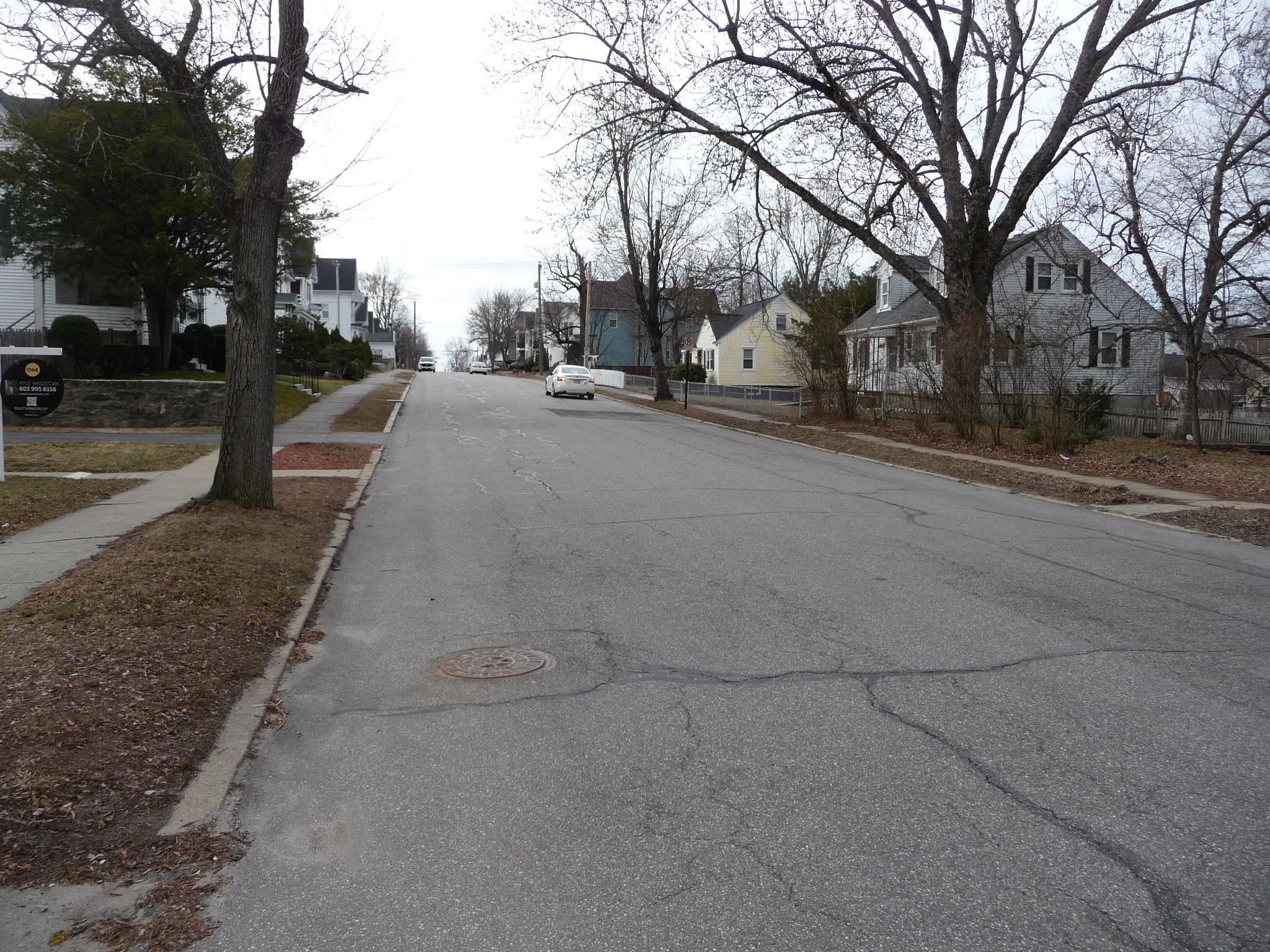 857 Union St, Manchester, NH 03104