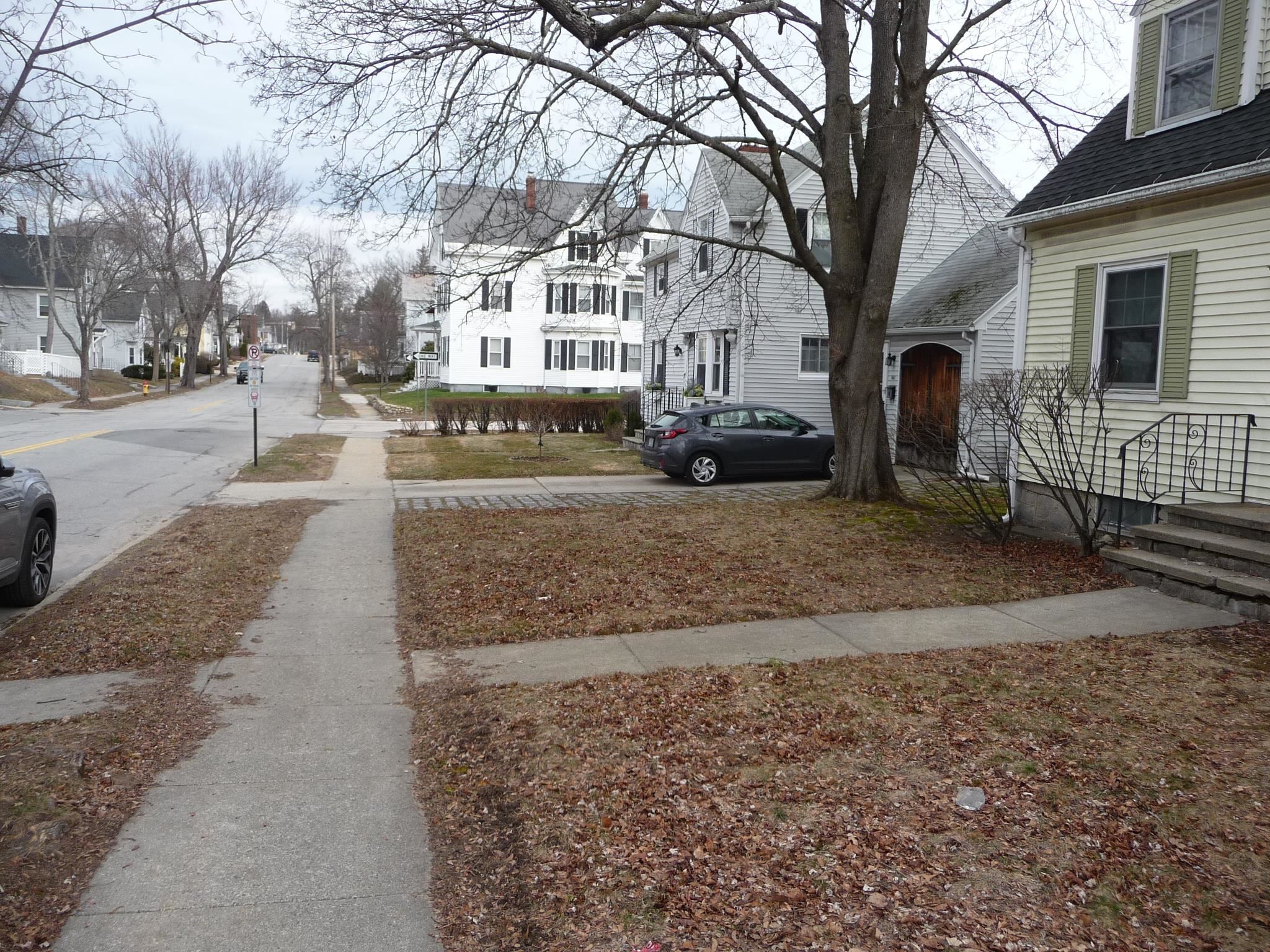 857 Union St, Manchester, NH 03104