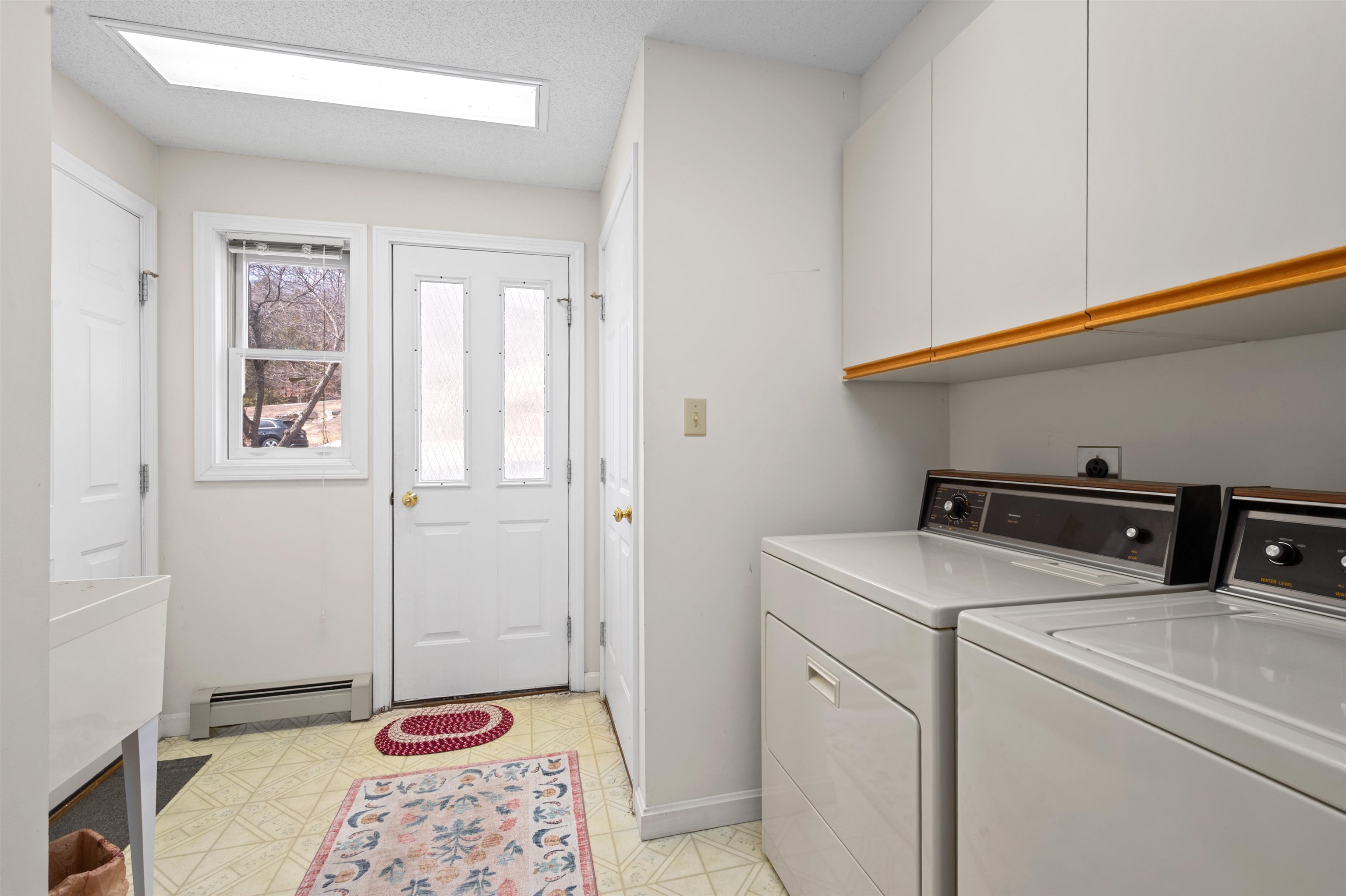Front door/Garage entry/1st floor laundry