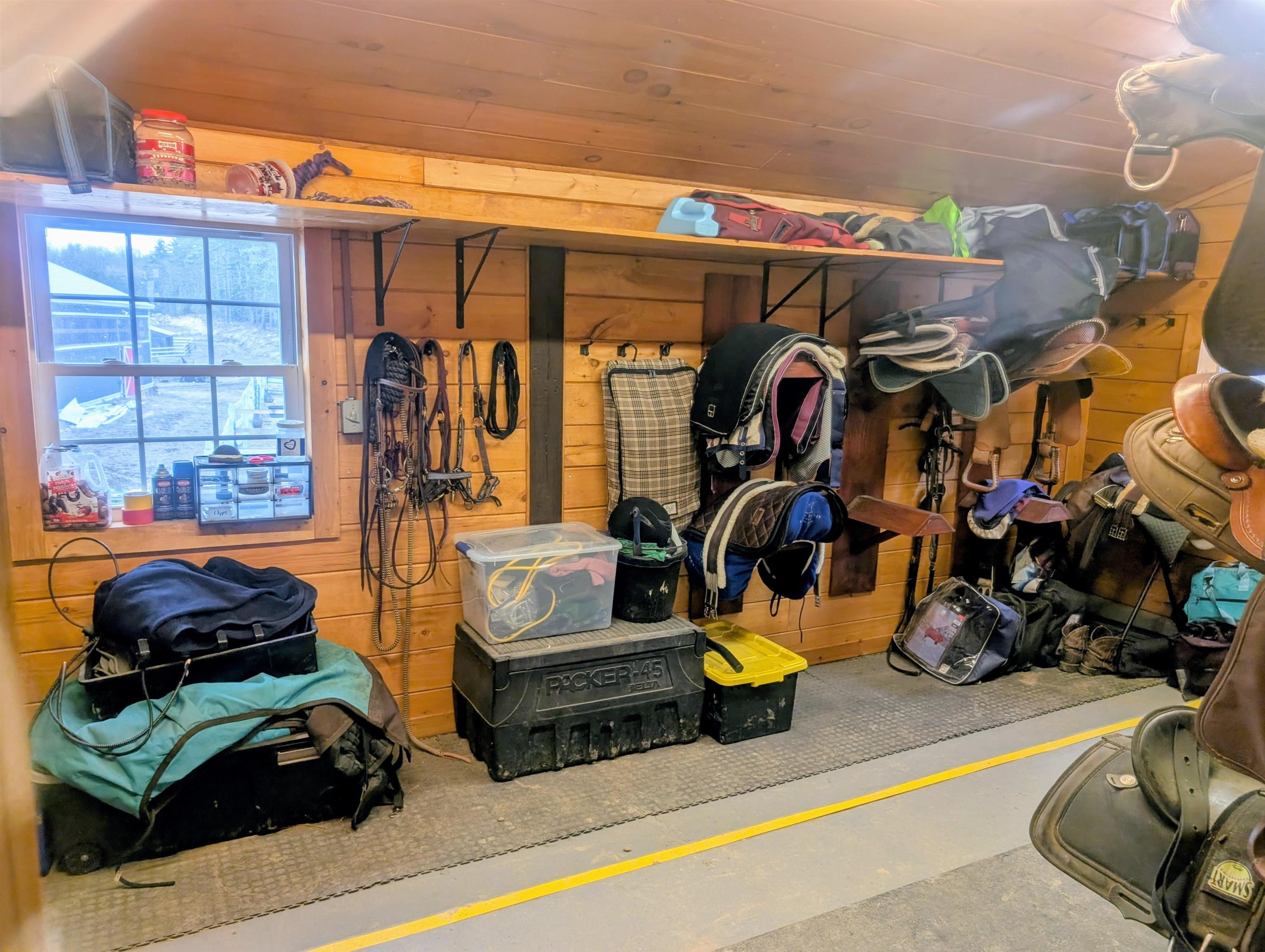 40 Dunbarton Center Rd, Bow, NH 03304