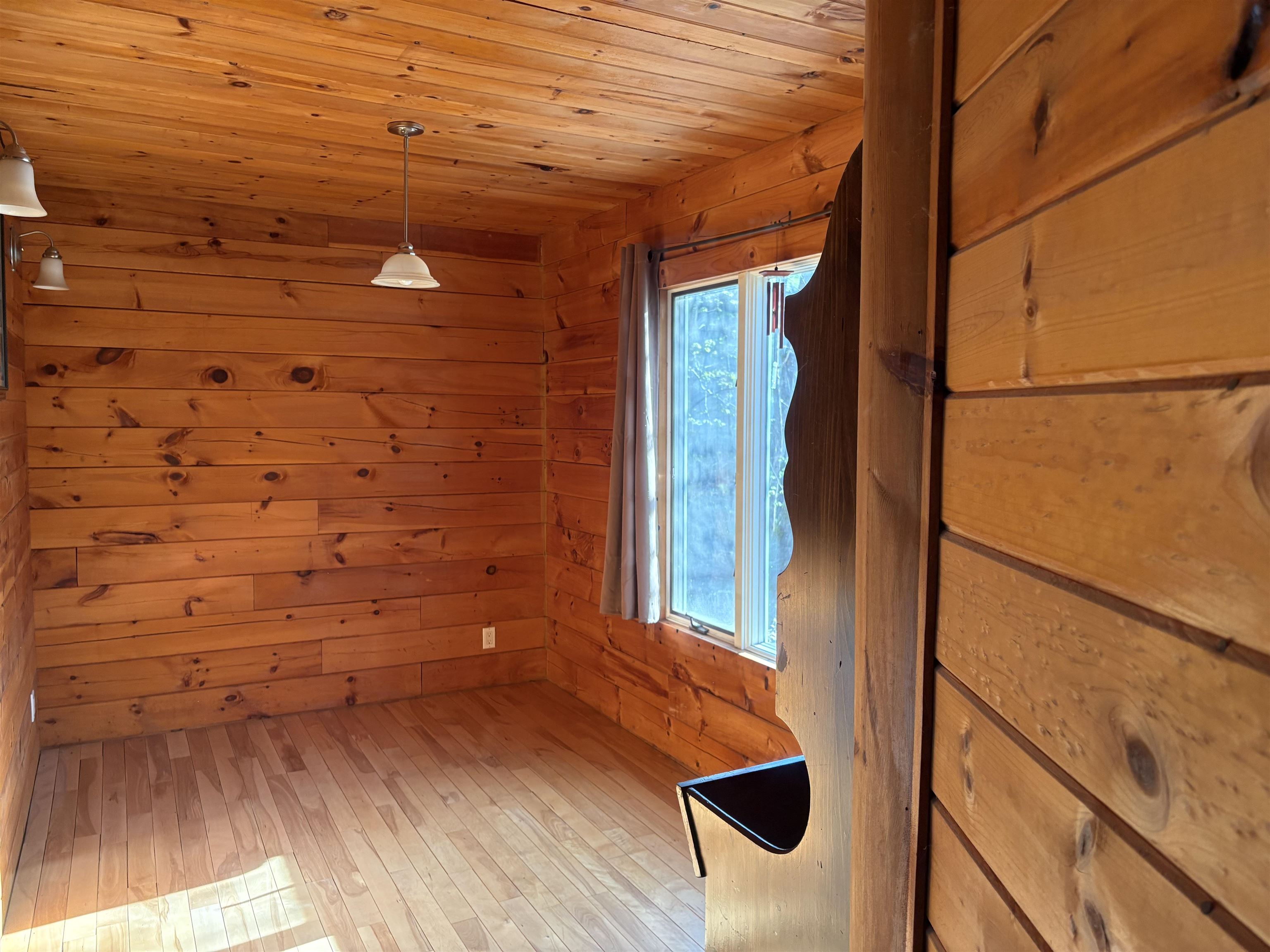 5 Wildflower Ln, Bartlett, NH 03812