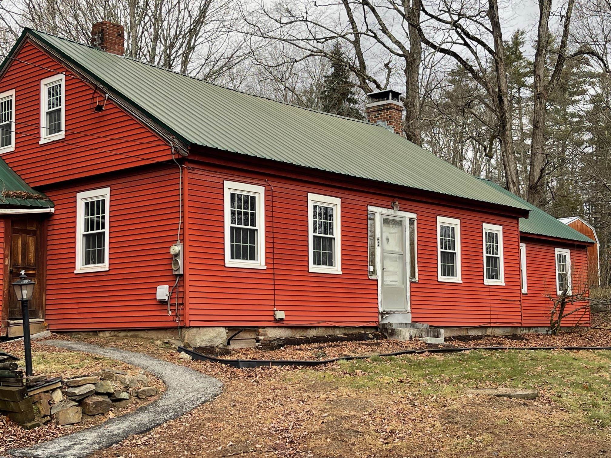 62 Town House Rd, New Hampton, NH 03256