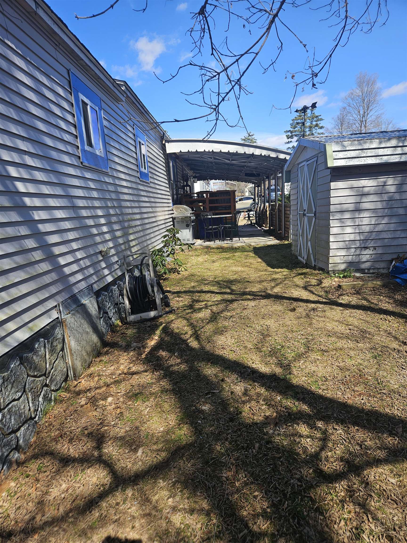 20 Fiske Pl, Claremont, NH 03743