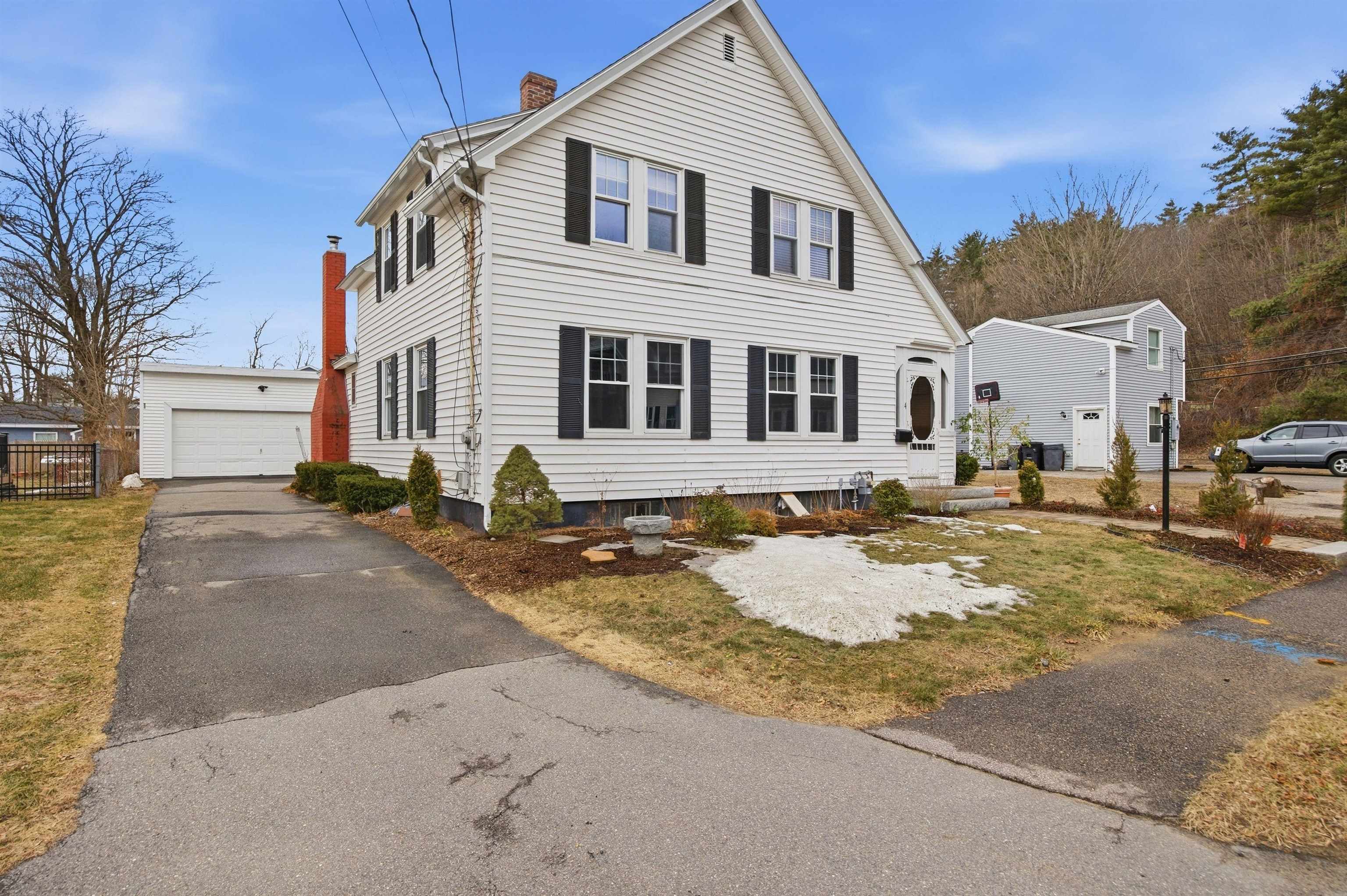 4 K St, Concord, NH 03301