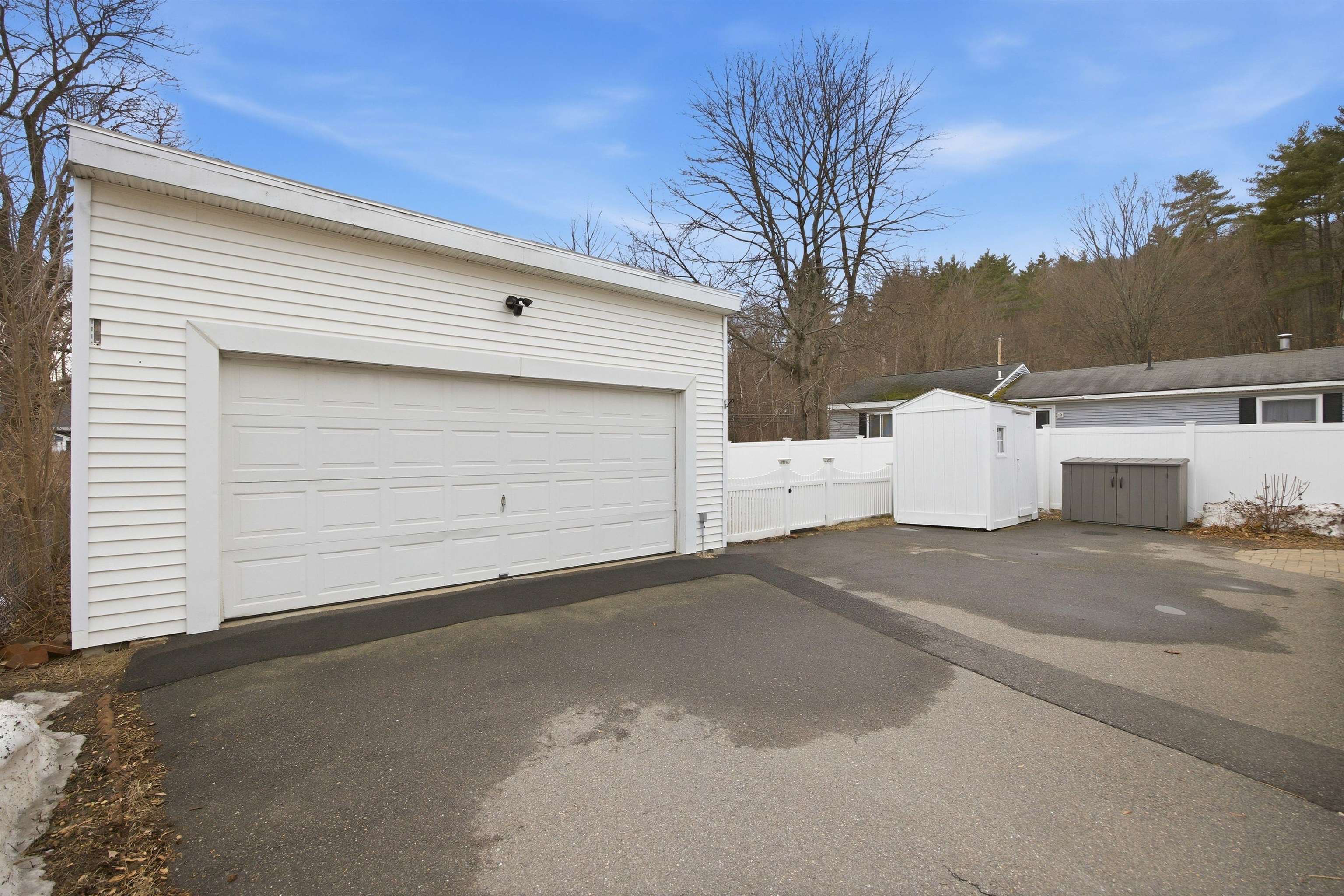4 K St, Concord, NH 03301
