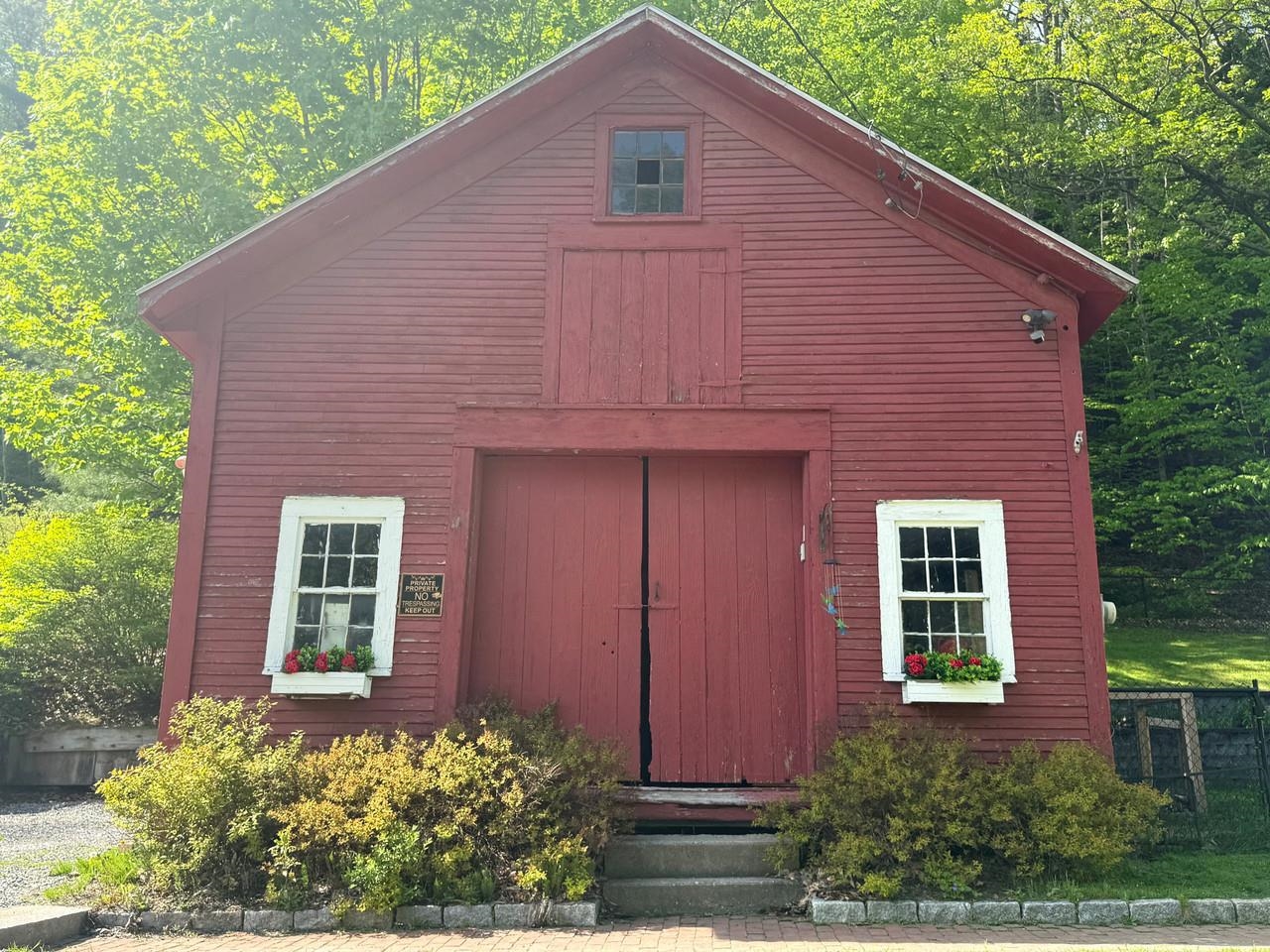 Homes for sale in Williston, VT | 2147 North Williston Rd, Williston, VT 05495 | MLS# 5081324