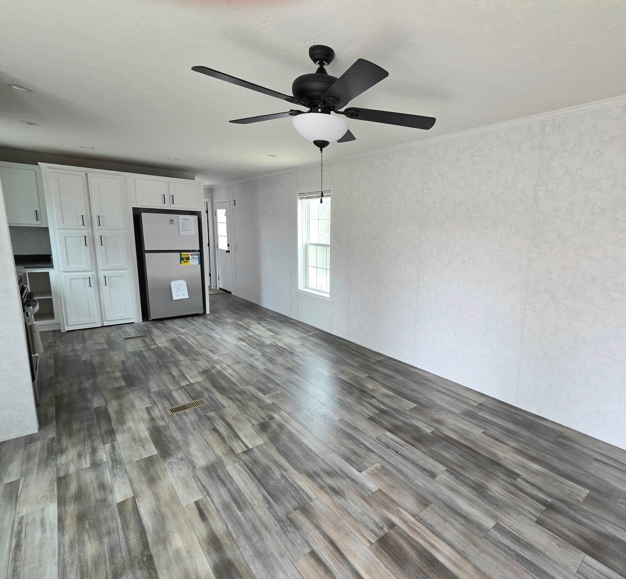 27 Martin Rd, Deering, NH 03244