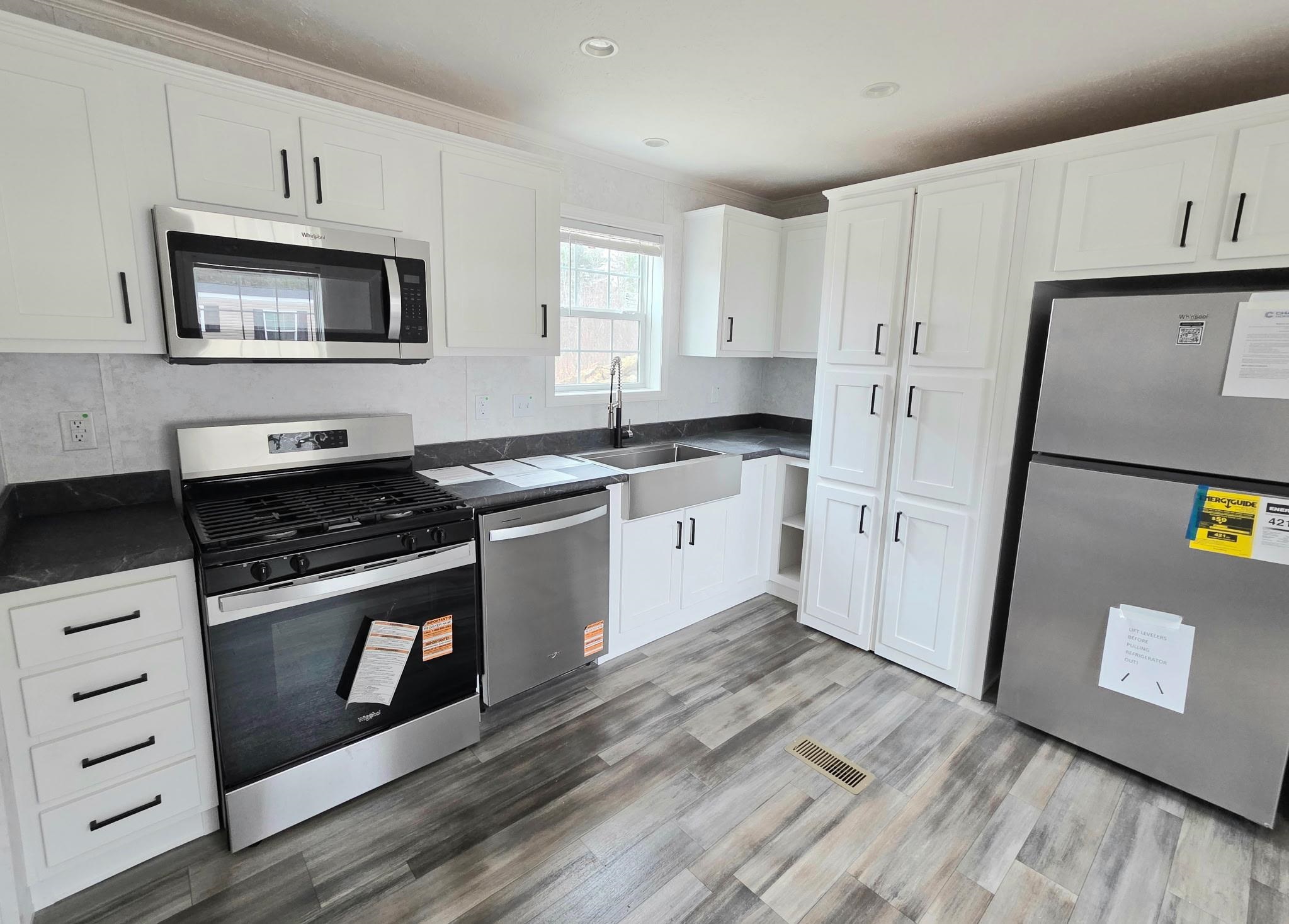 27 Martin Rd, Deering, NH 03244