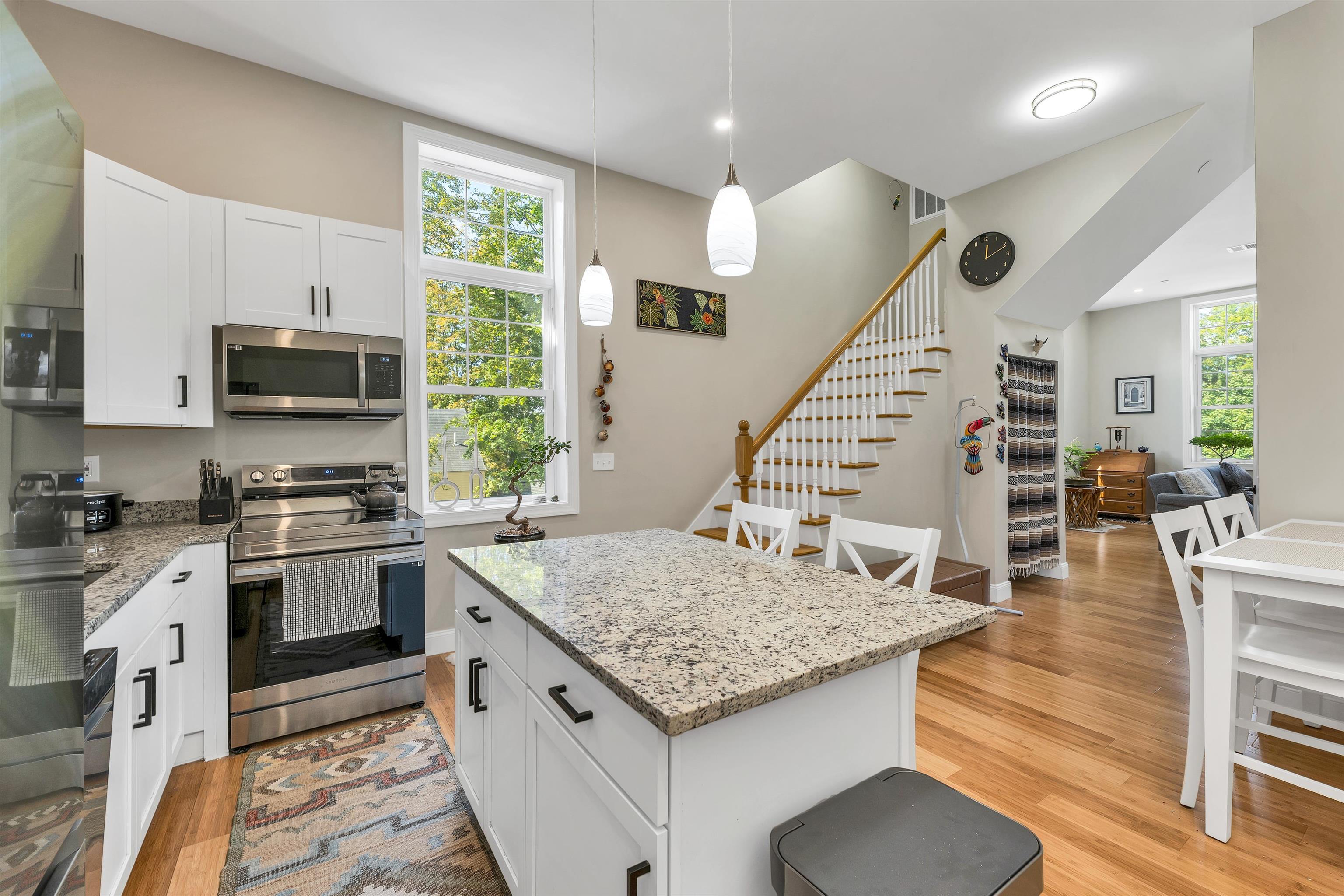 12 Cross St #201, Concord, NH 03303