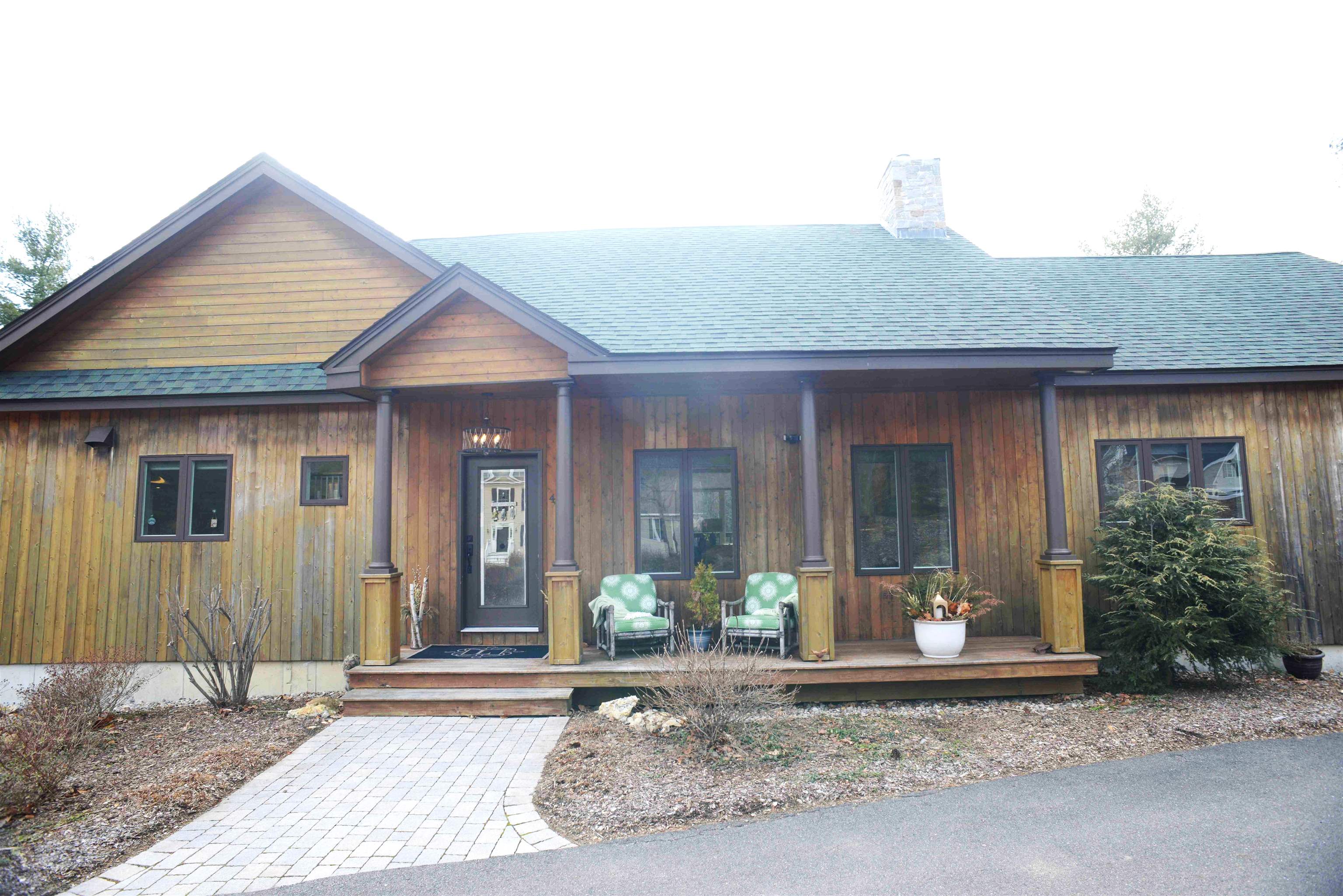 4 Wild Turkey Rd, Deerfield, NH 03037