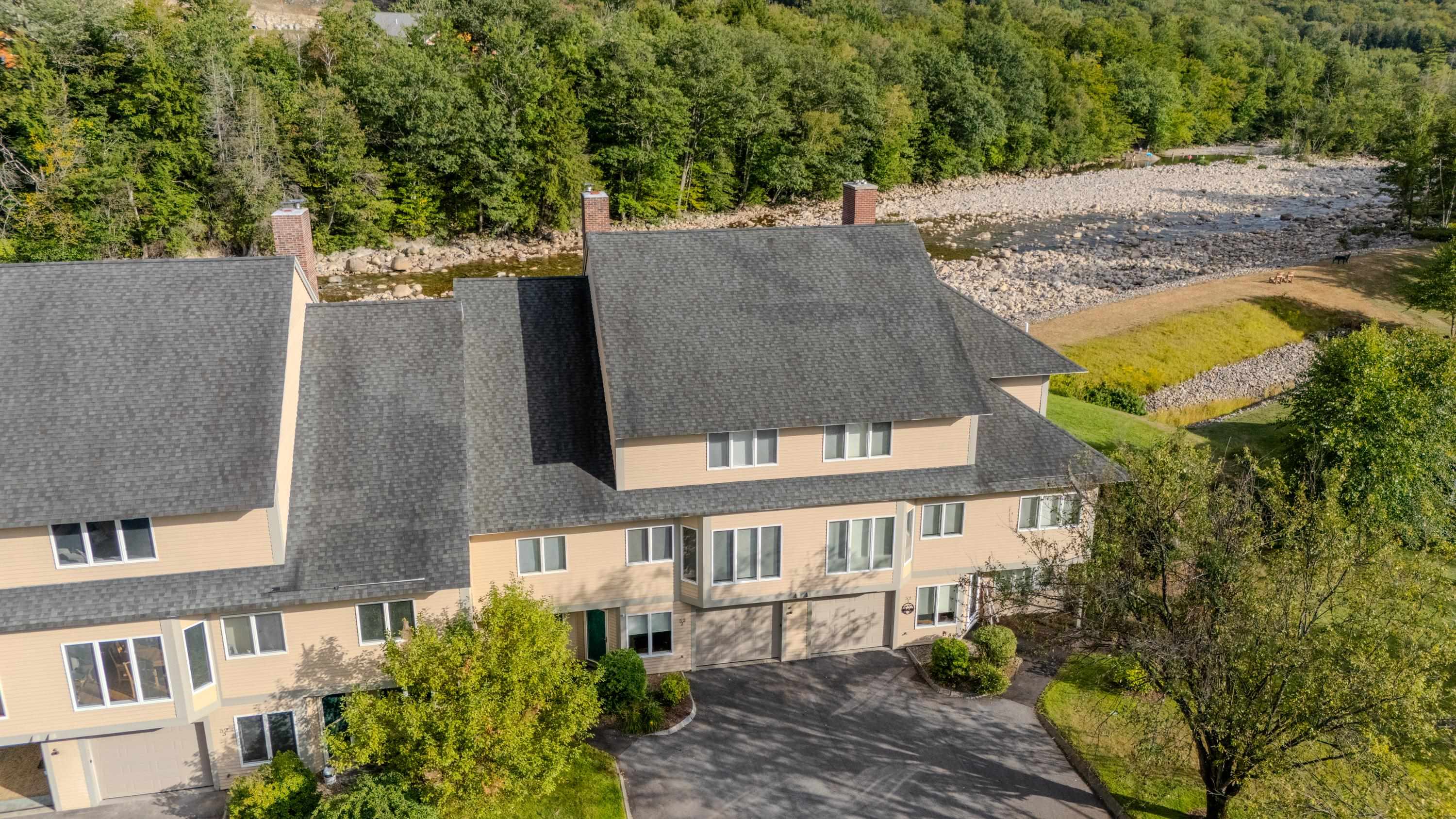 52 Bunker Ln, Lincoln, NH 03251