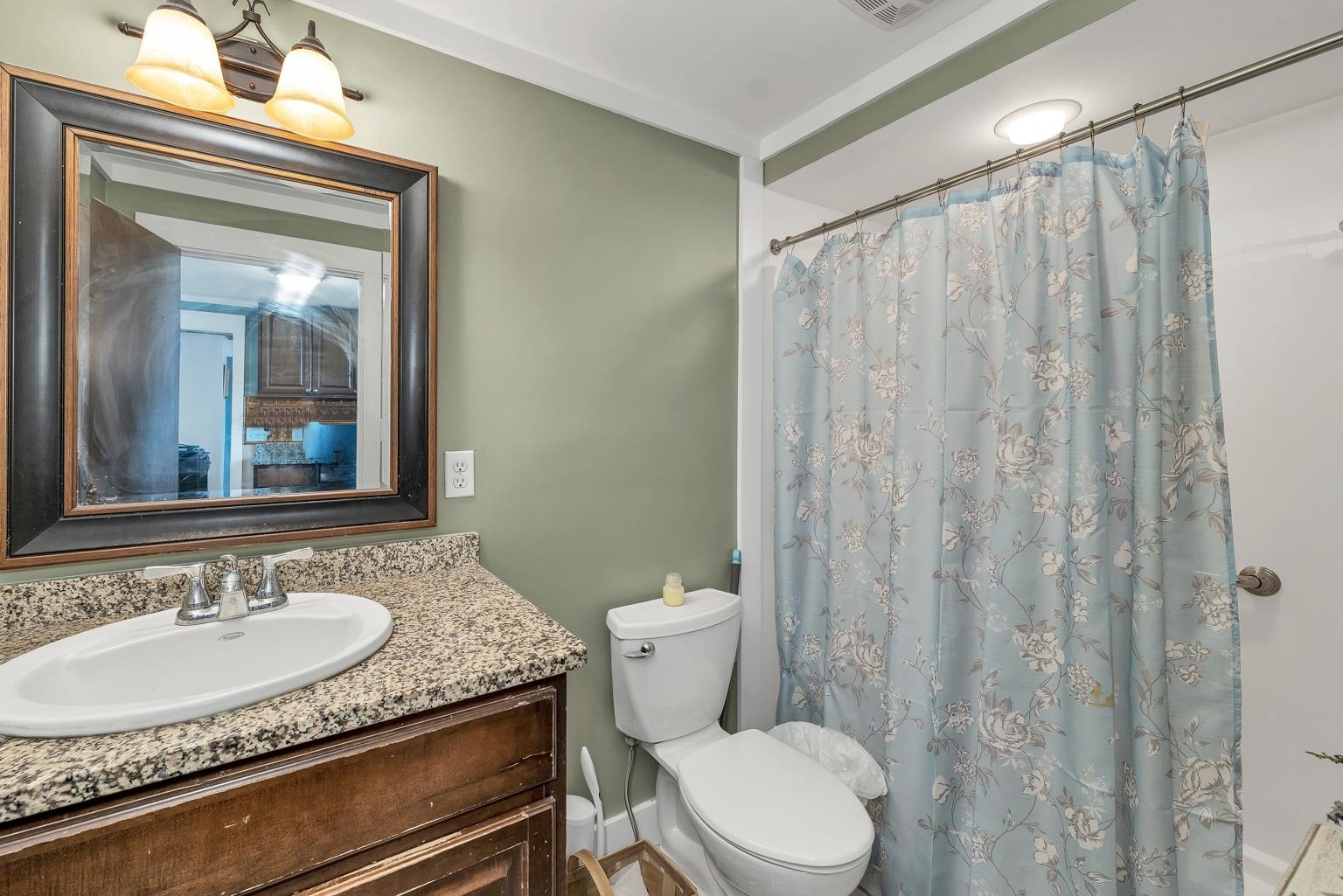 31 Pine St #84, Wolfeboro, NH 03894-0000