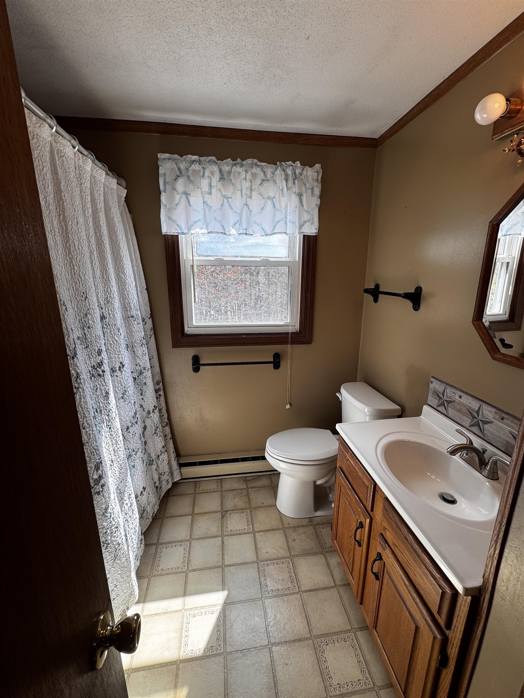 150 Porcupine Cir, Salem, NH 03079-4829