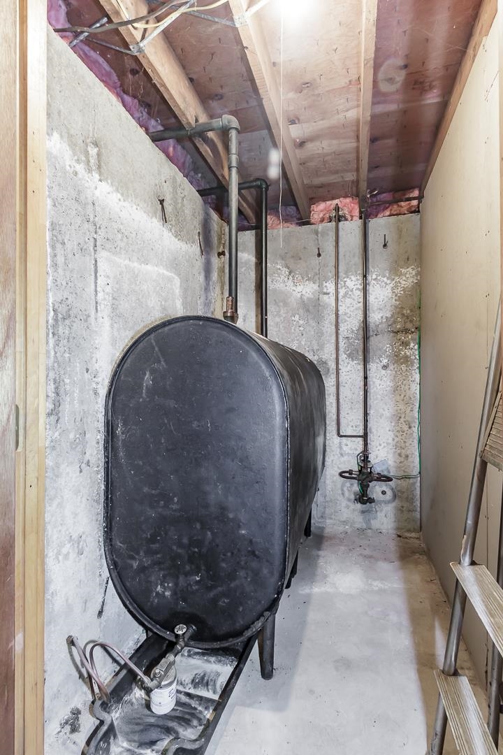 11 Pacific Blvd, Nashua, NH 03051