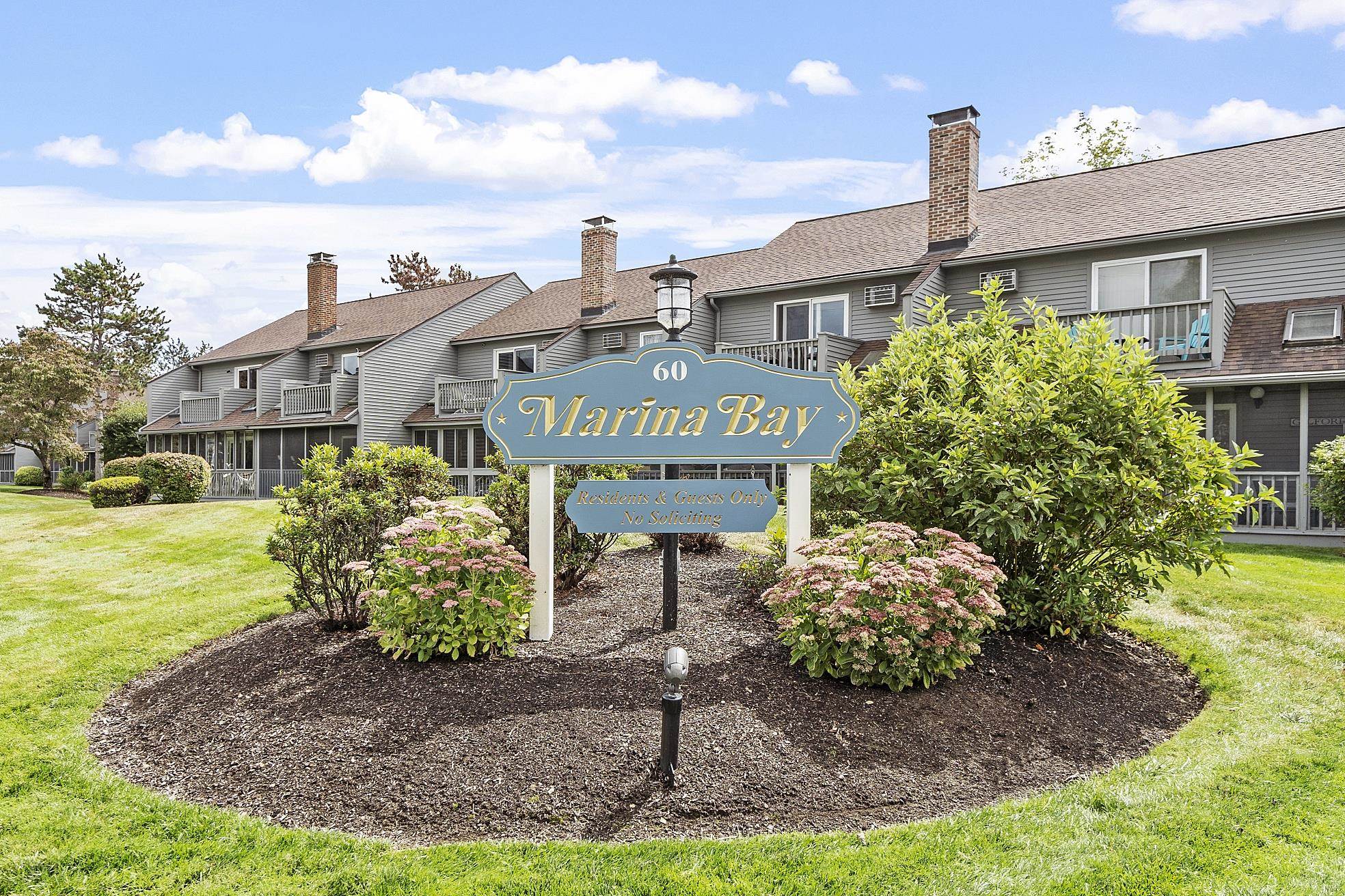 60 Weirs Rd, Gilford, NH 03249