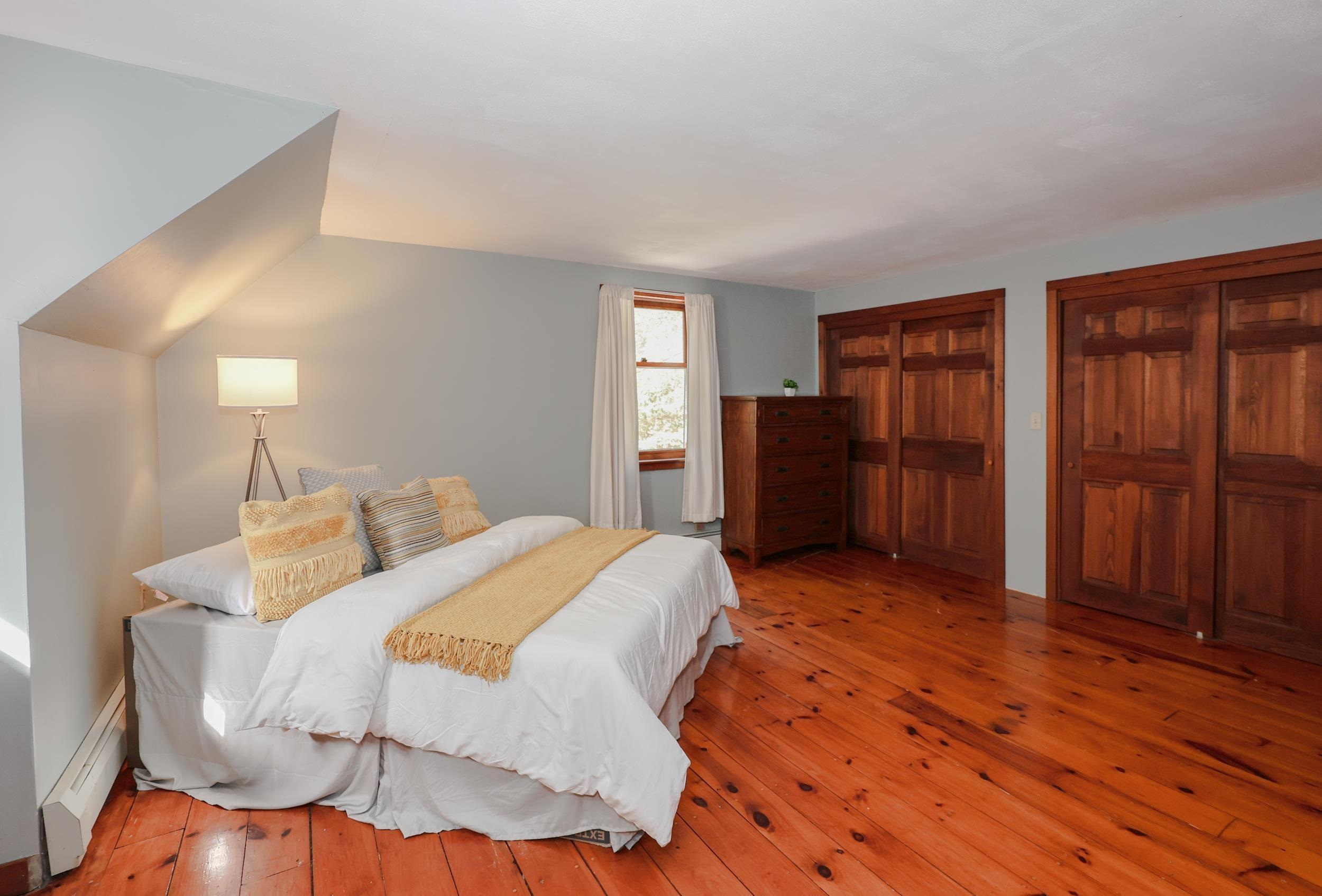 127 Old Revolutionary Rd, Temple, NH 03084