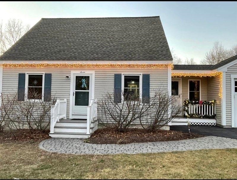 7 Cinnamon Ridge Rd, Somersworth, NH 03878