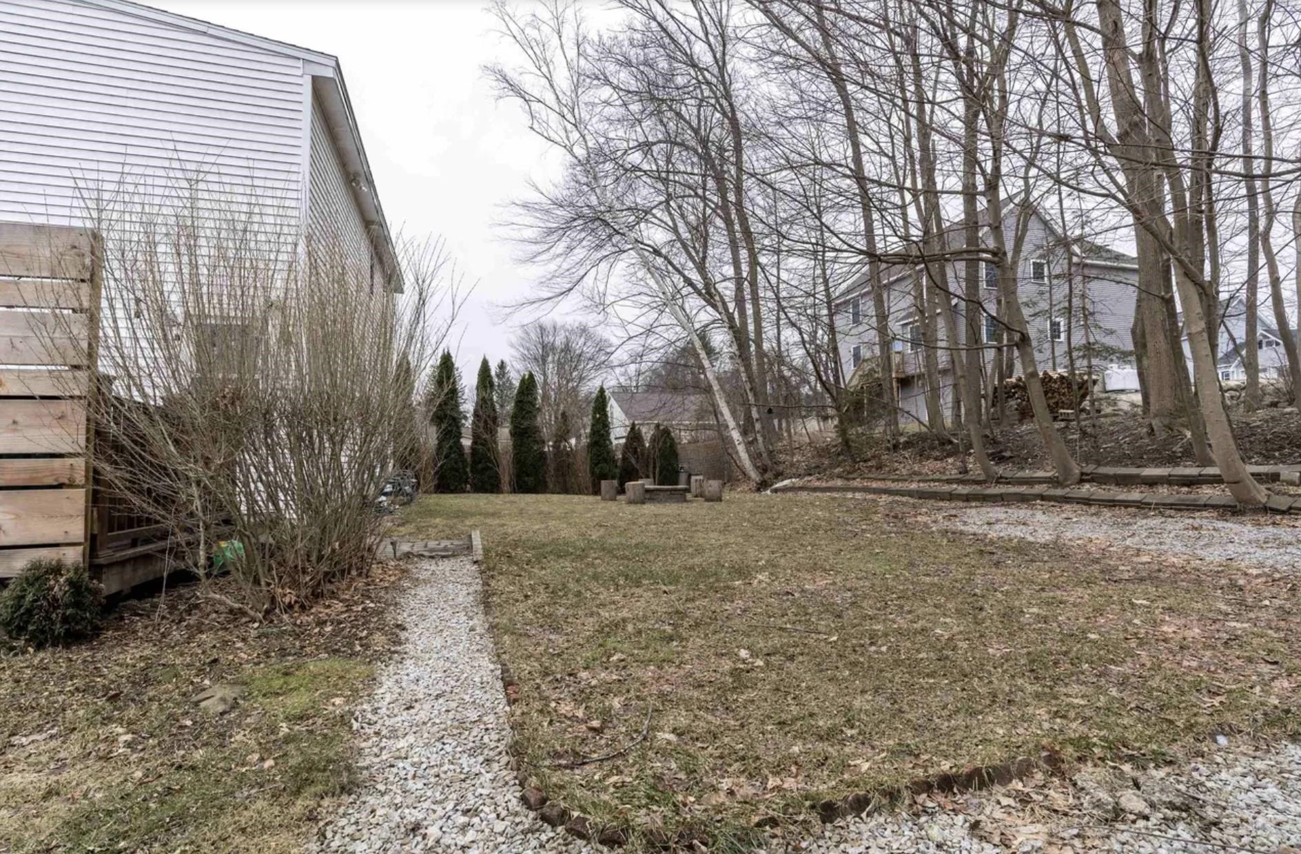 336 Rockland Ave, Manchester, NH 03102