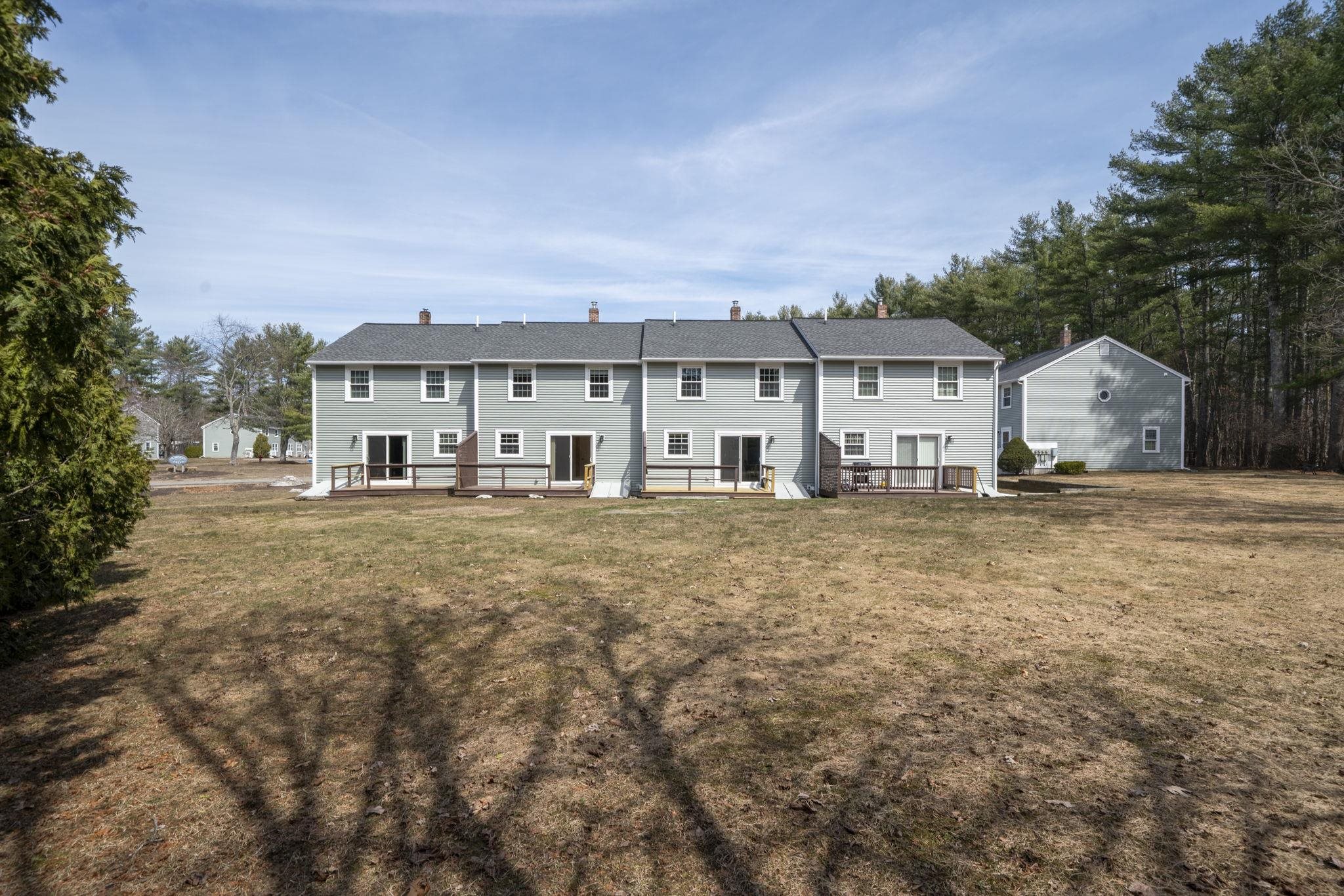 165 Blackwater Rd, Somersworth, NH 03878