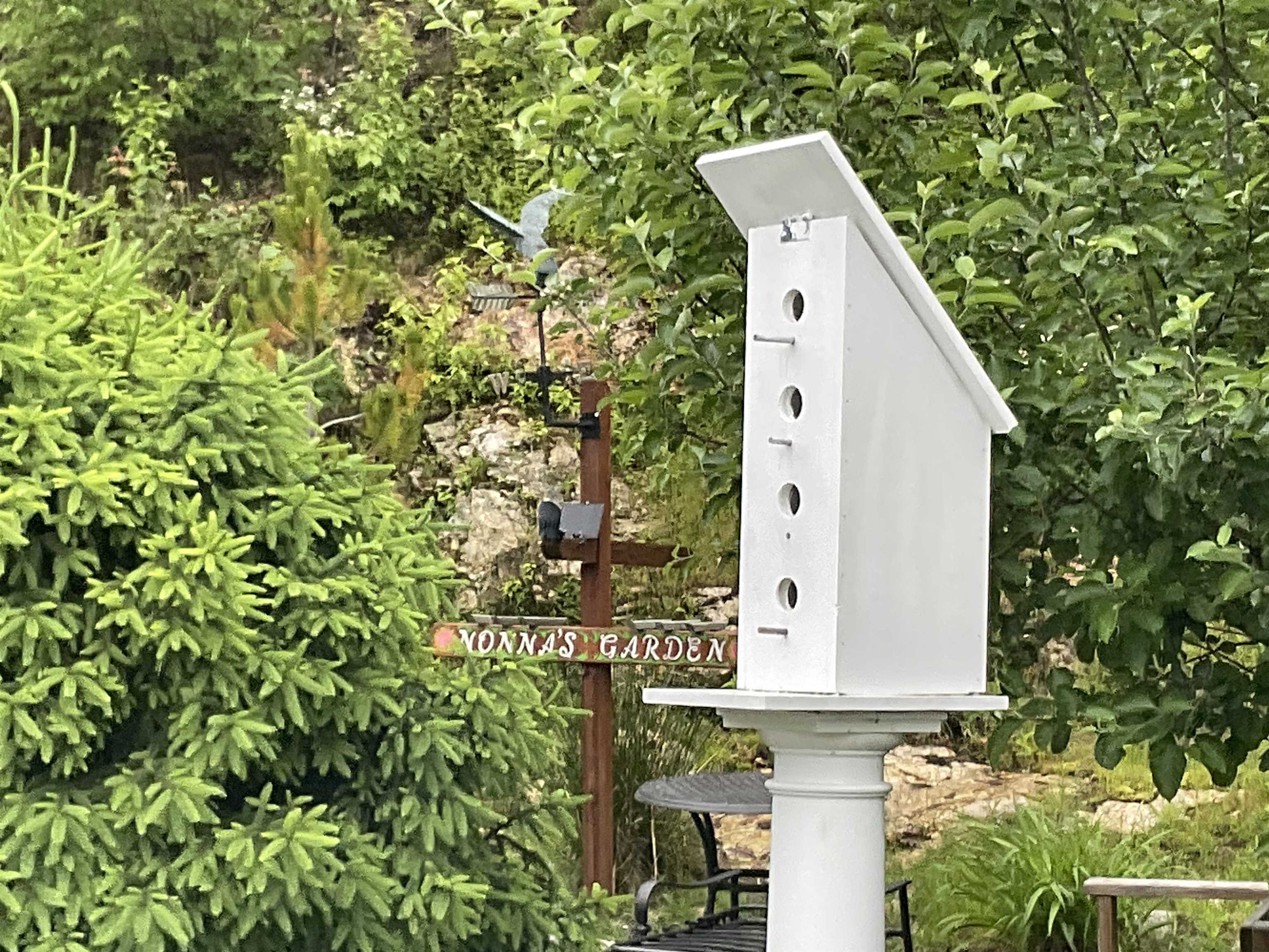 280 Sylvan Ln, Manchester, NH 03102