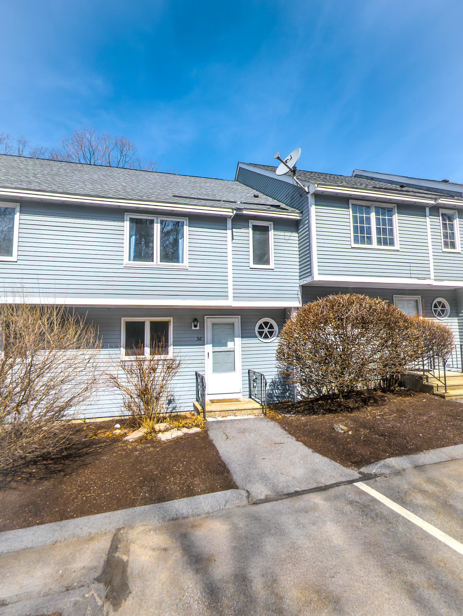 56 Merrimack Dr, Merrimack, NH 03054