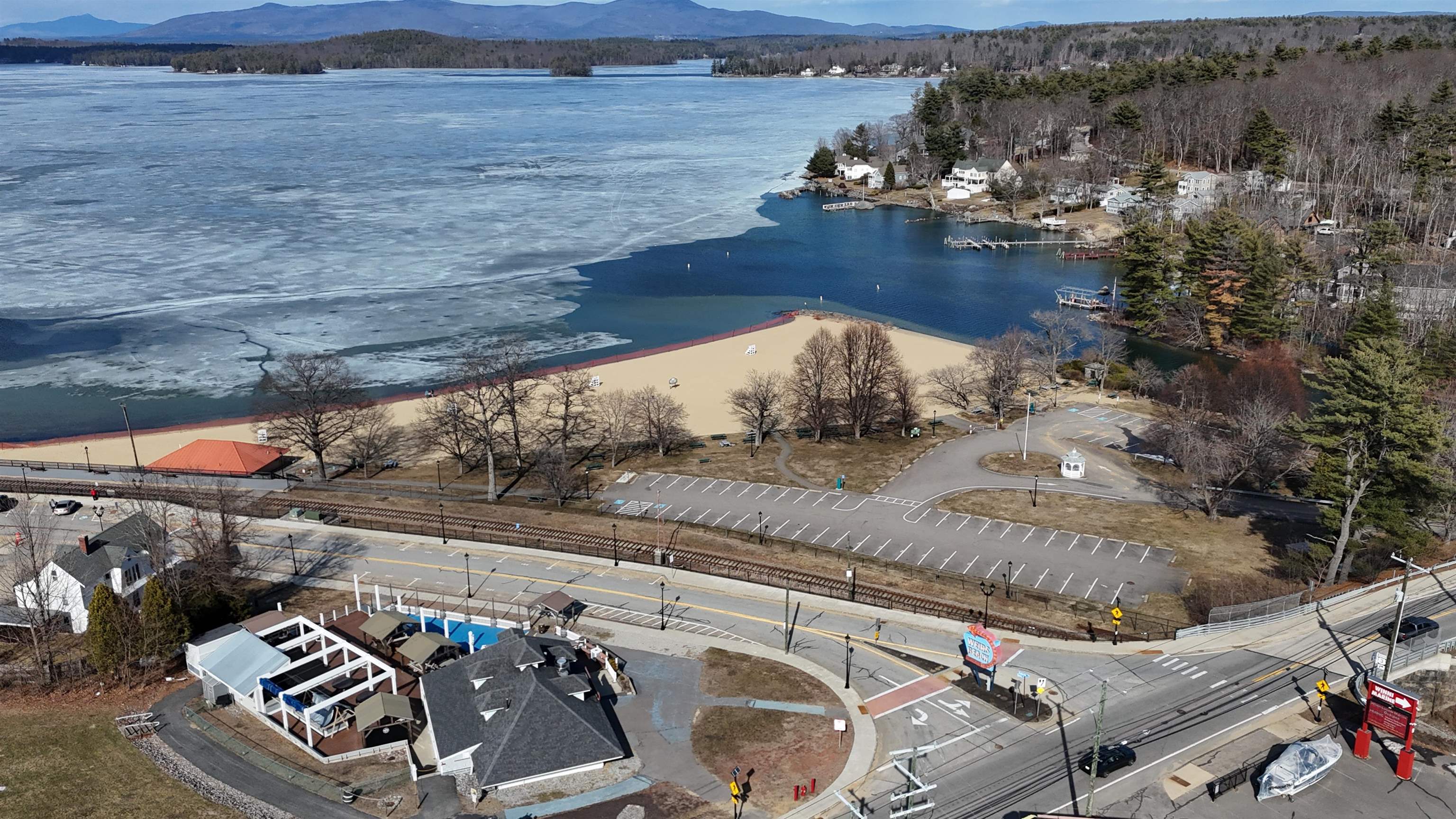 7 Morris Avenue — photo 1