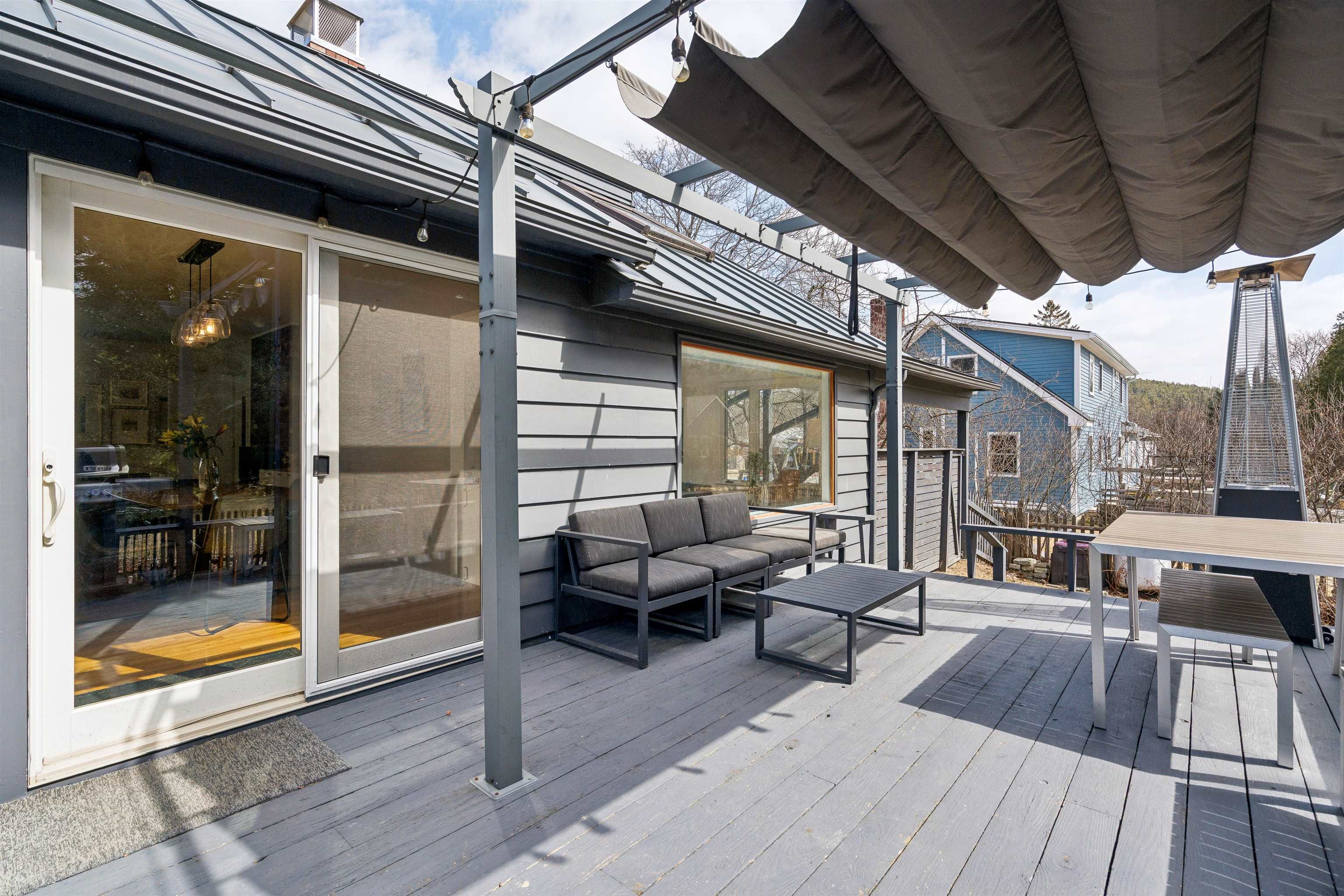 3 Woodmore Dr, Hanover, NH 03755