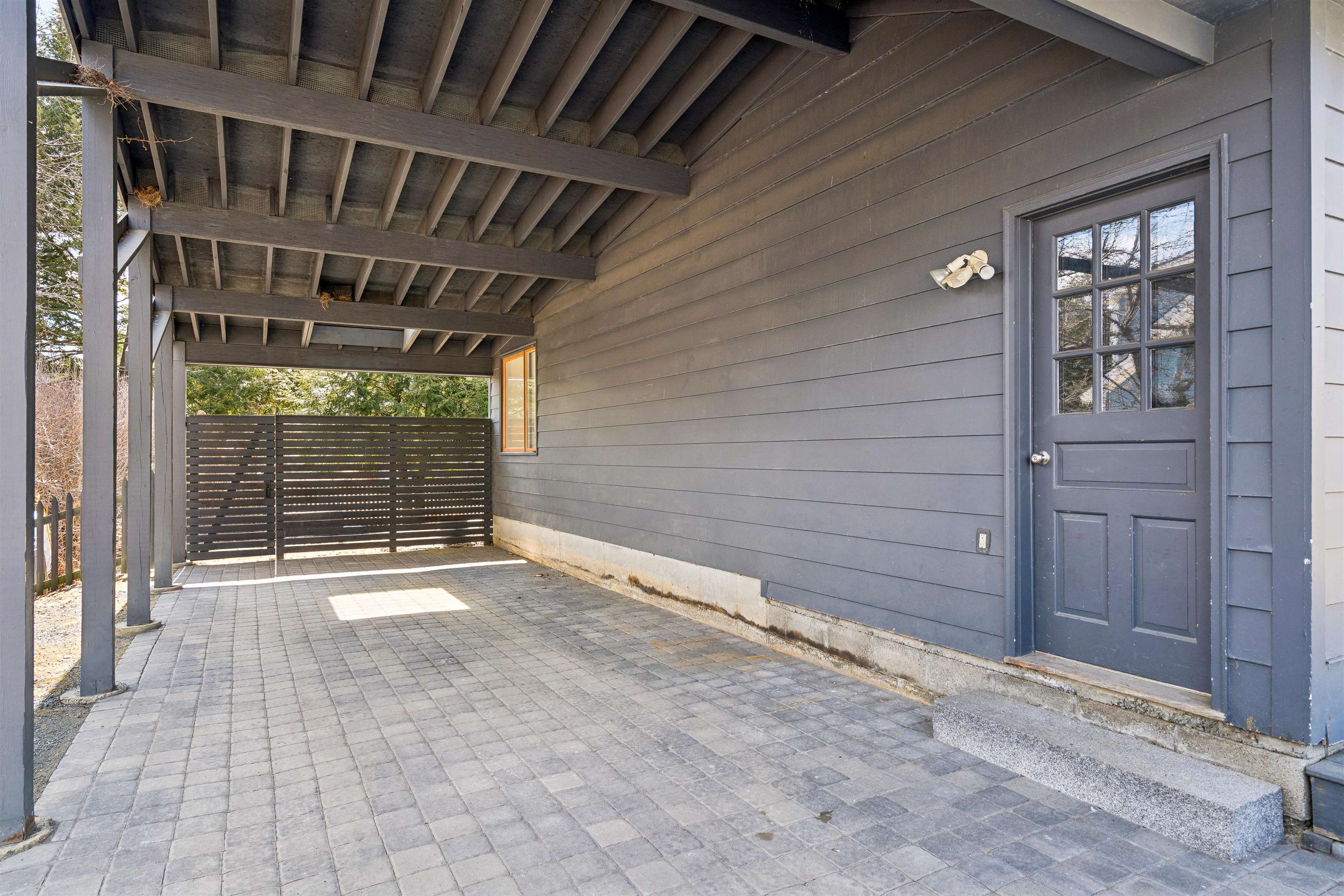 3 Woodmore Dr, Hanover, NH 03755