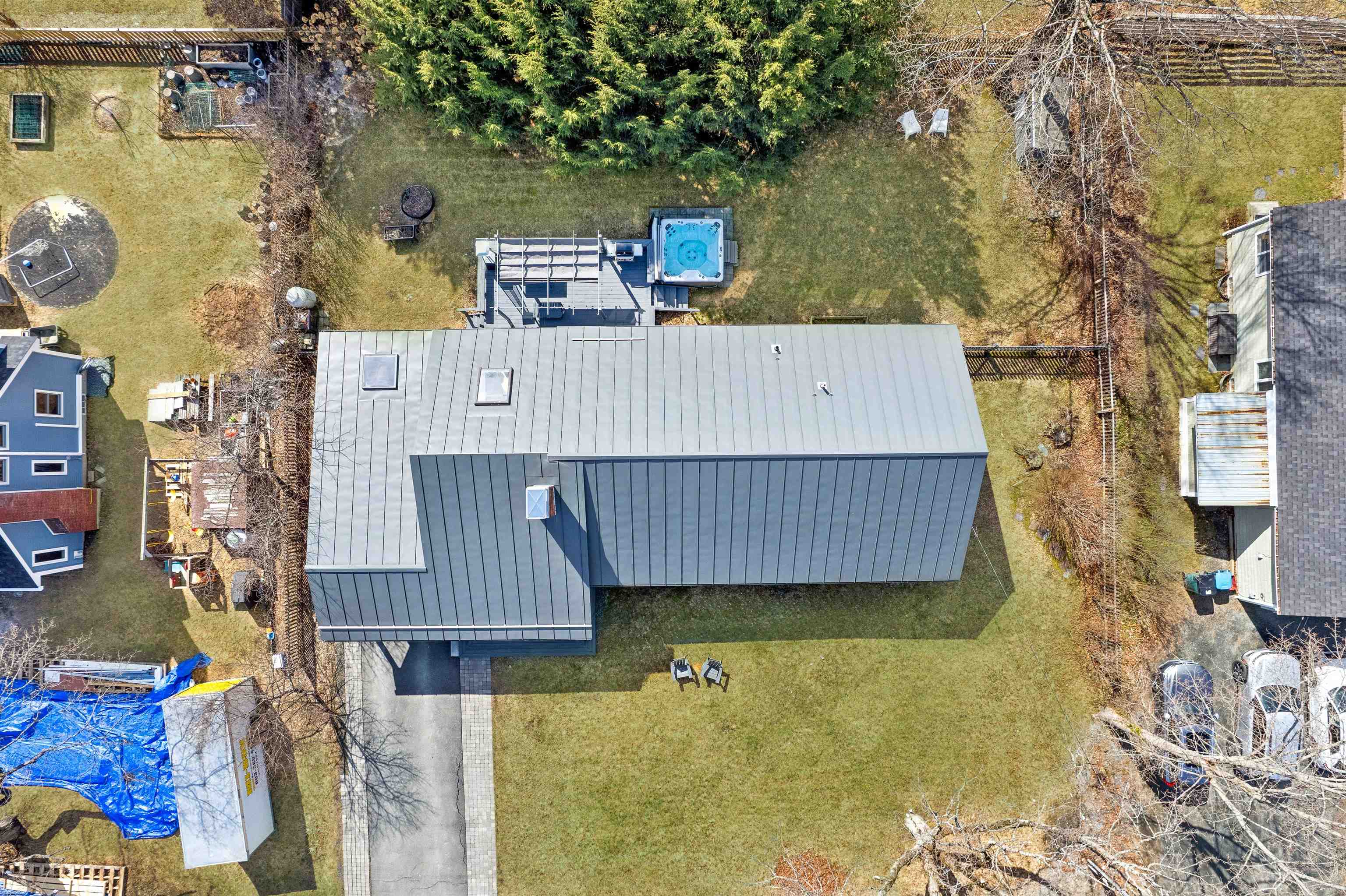 3 Woodmore Dr, Hanover, NH 03755