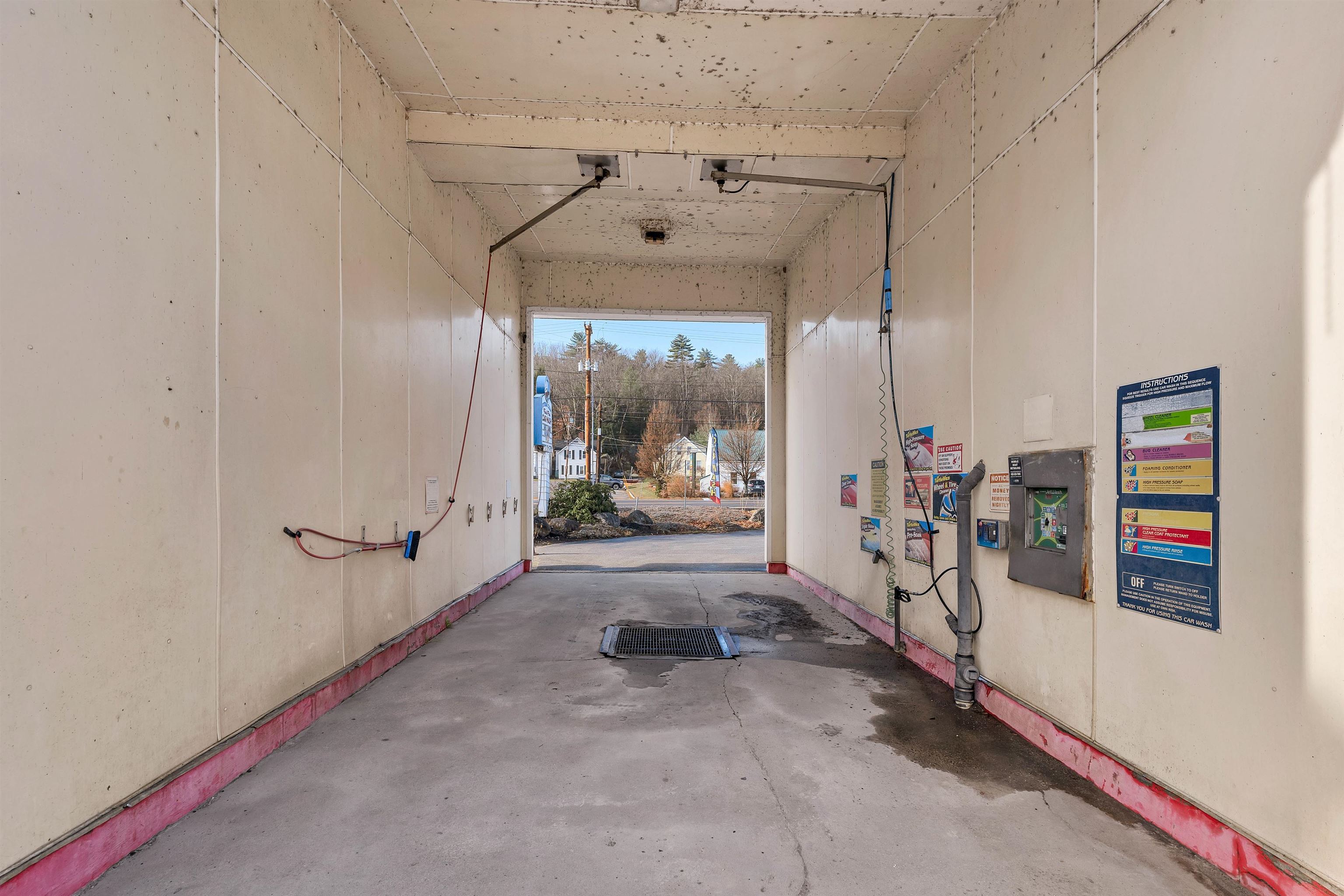 329 Daniel Webster Hw, Meredith, NH 03253