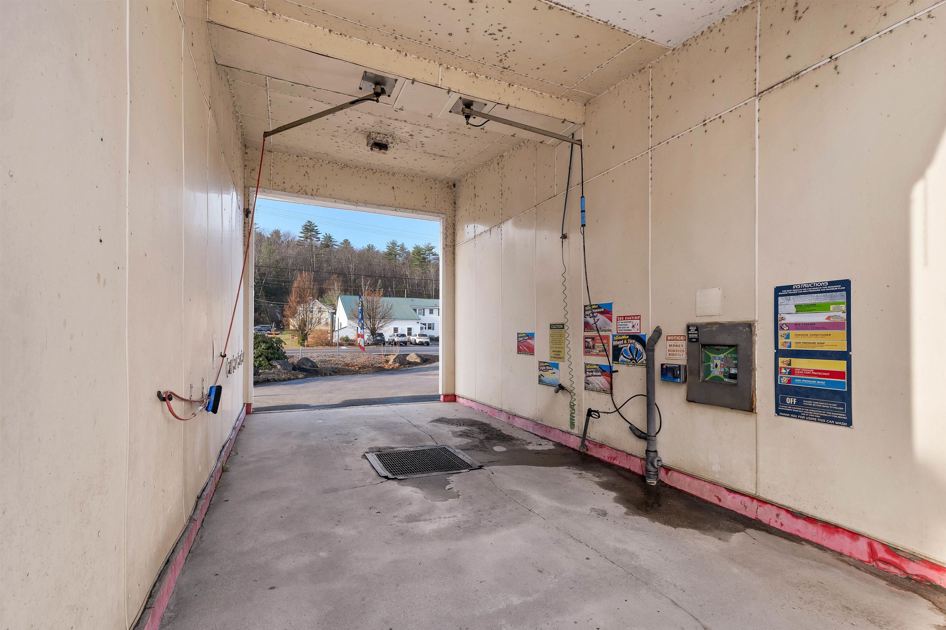 329 Daniel Webster Hw, Meredith, NH 03253