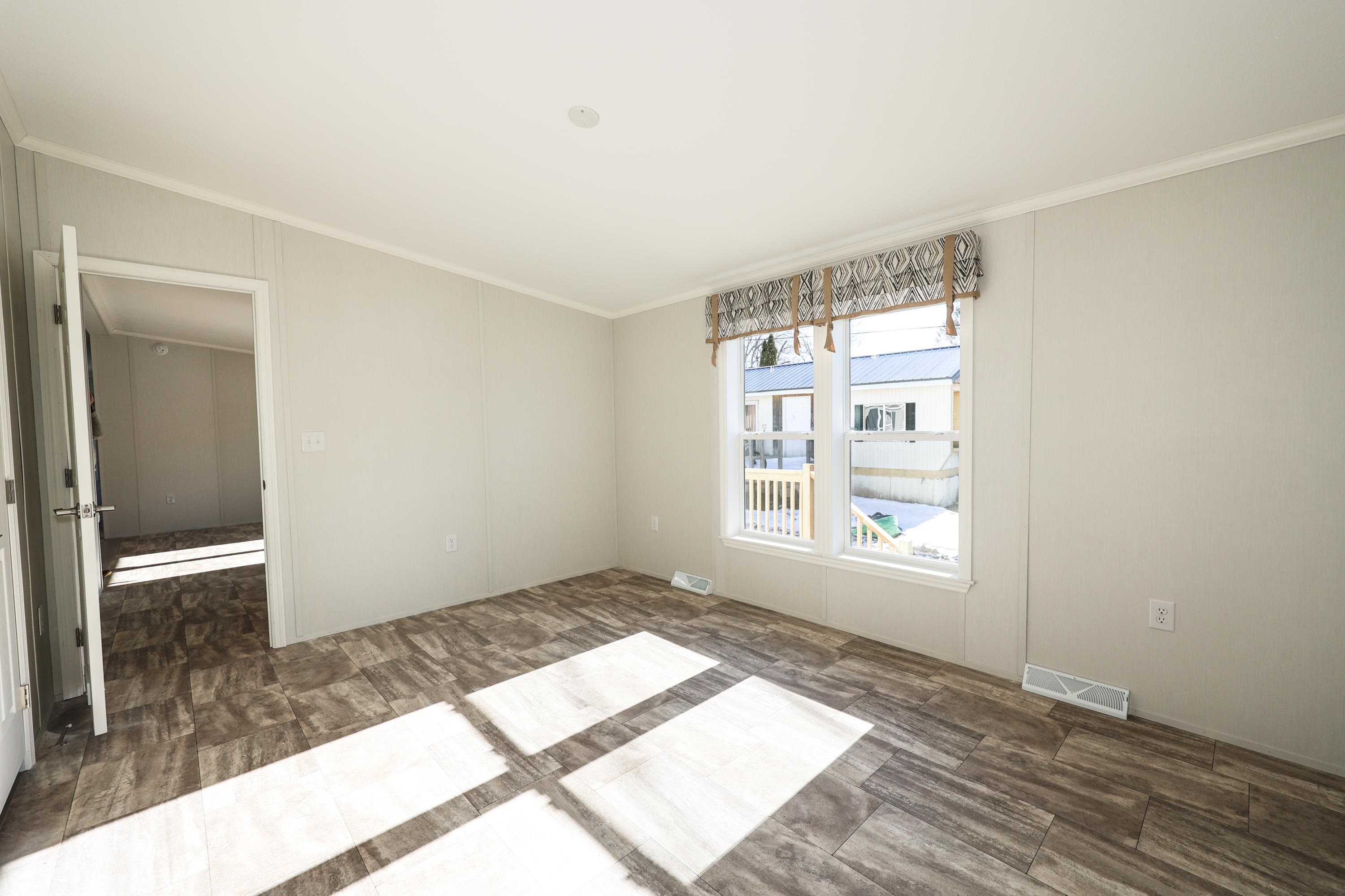 9 Sargent Pl, Gilford, NH 03249