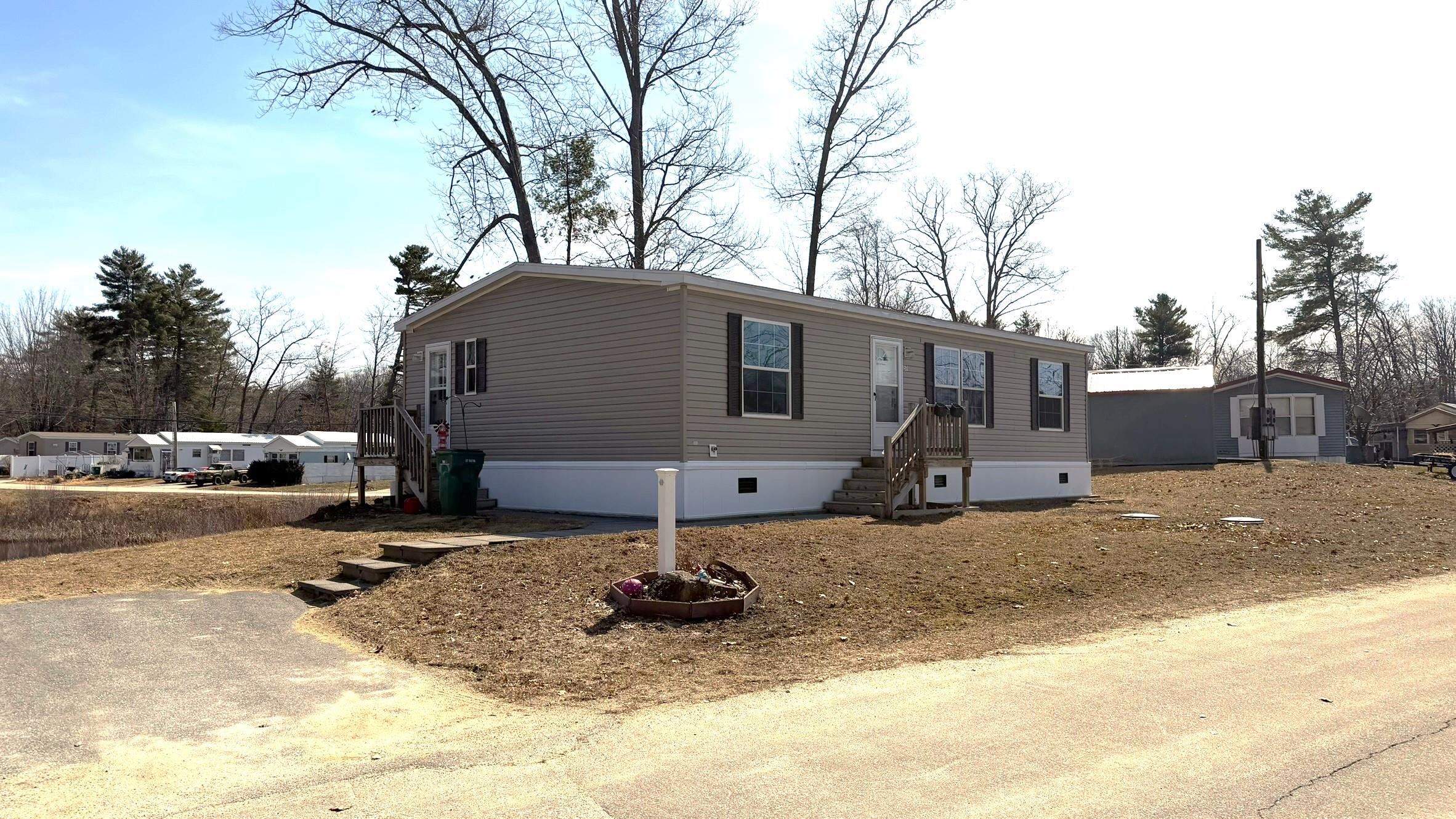 57 Riverview Dr, Rochester, NH 03867