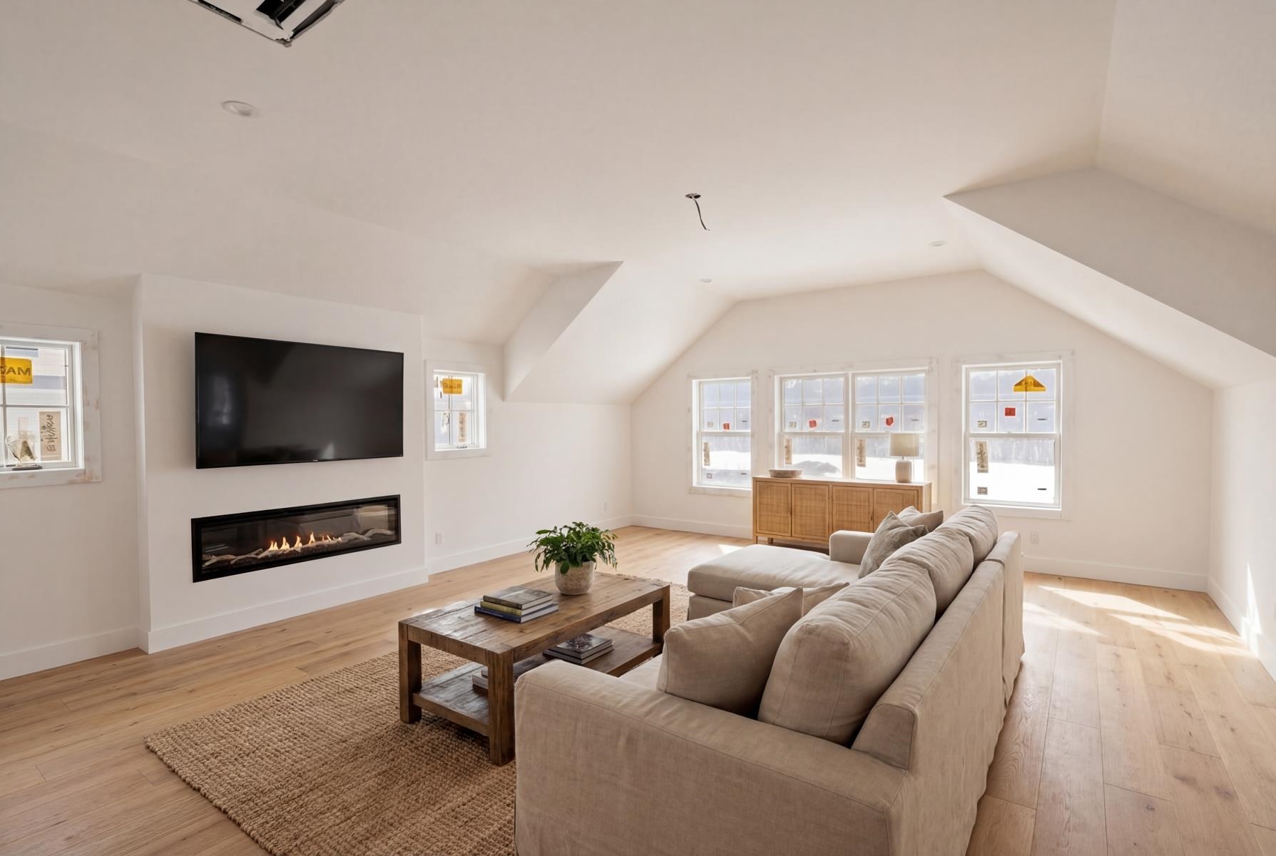 76 Wadleigh St, Exeter, NH 03833