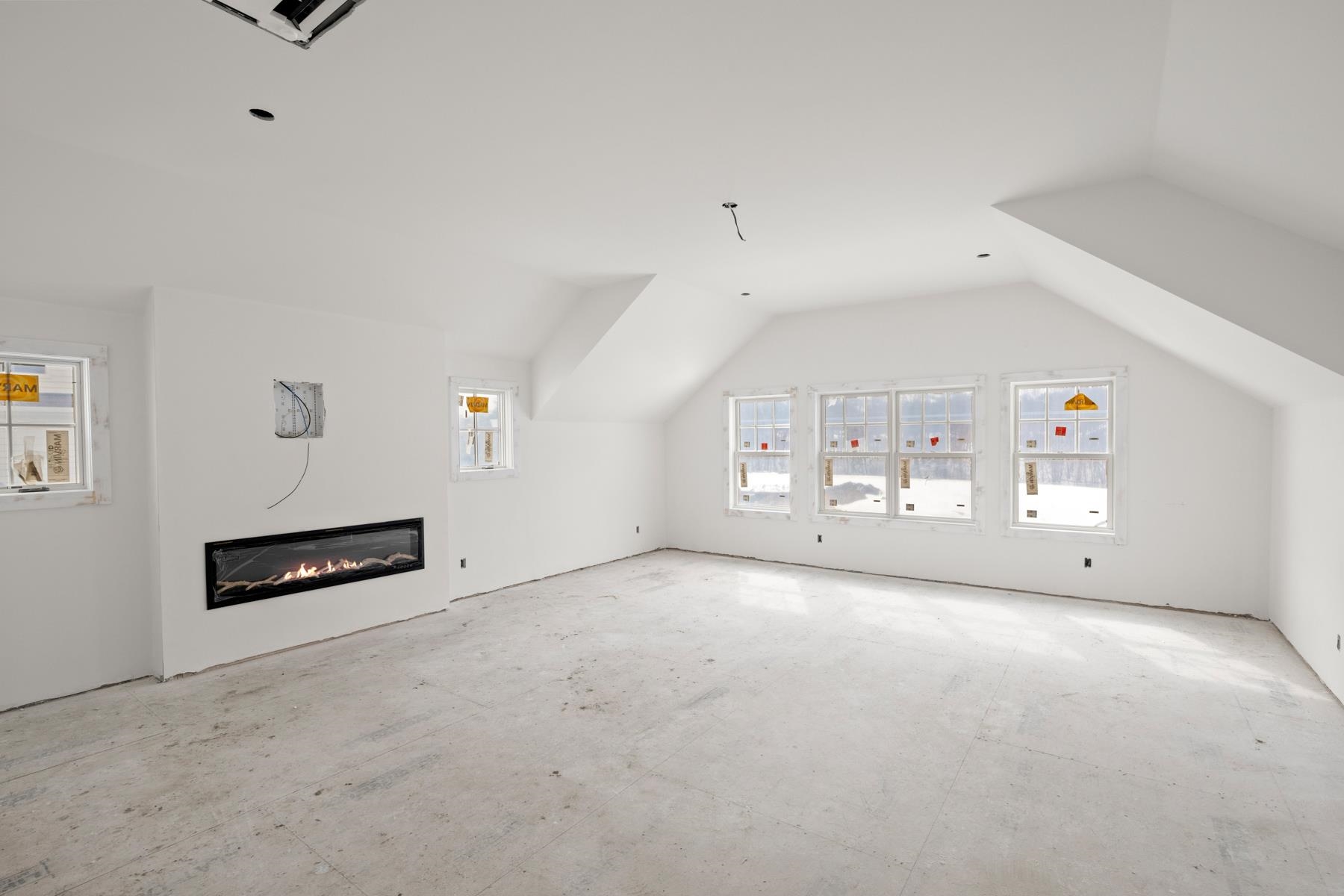 72 Wadleigh St, Exeter, NH 03833