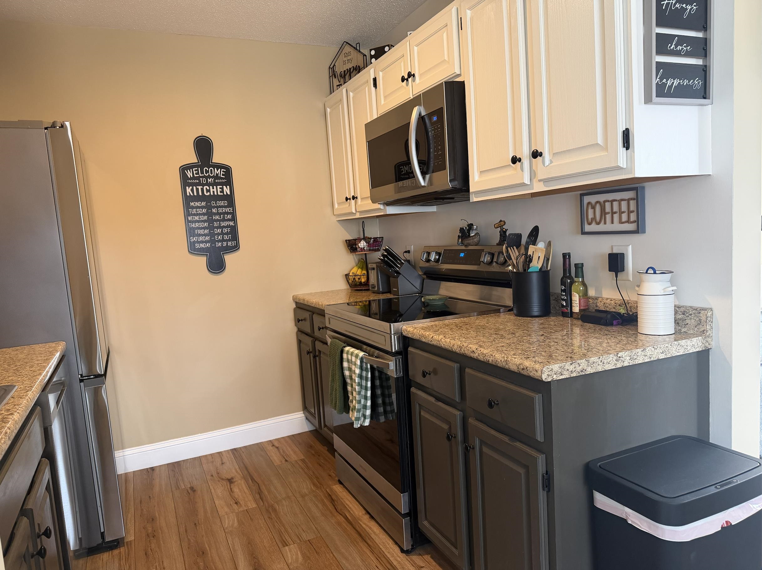 22 Circle Dr, Ashland, NH 03217