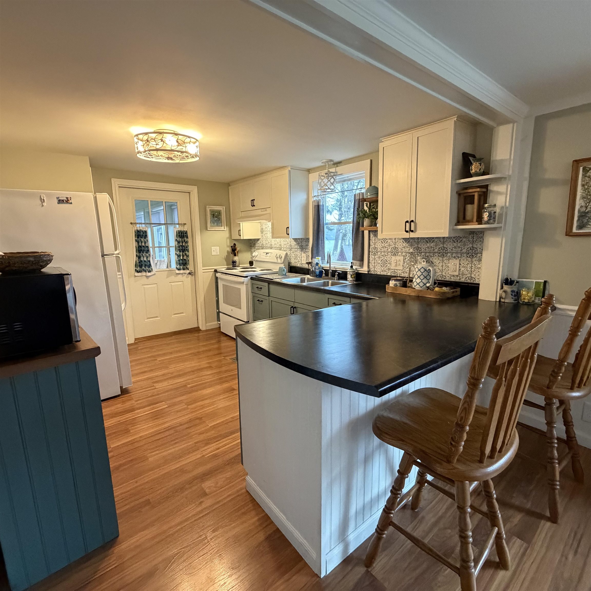 41 Depot Pond Rd, Milton, NH 03851