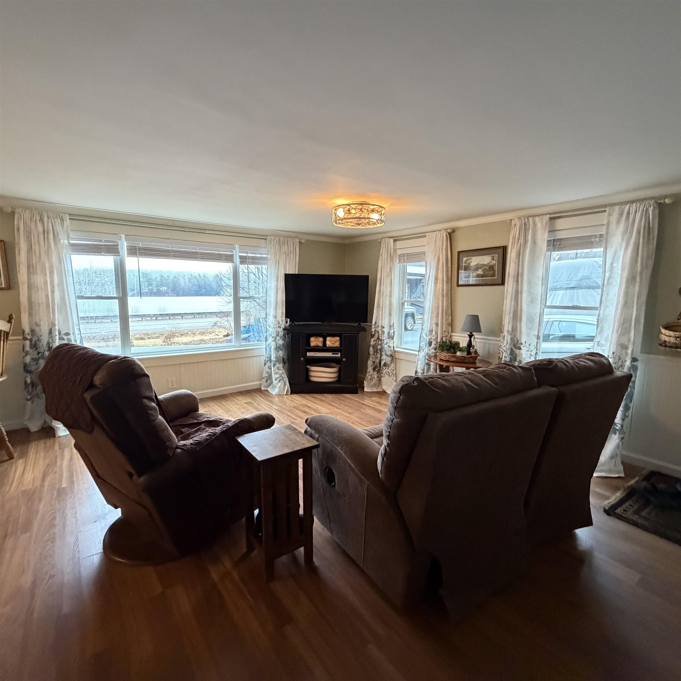 41 Depot Pond Rd, Milton, NH 03851