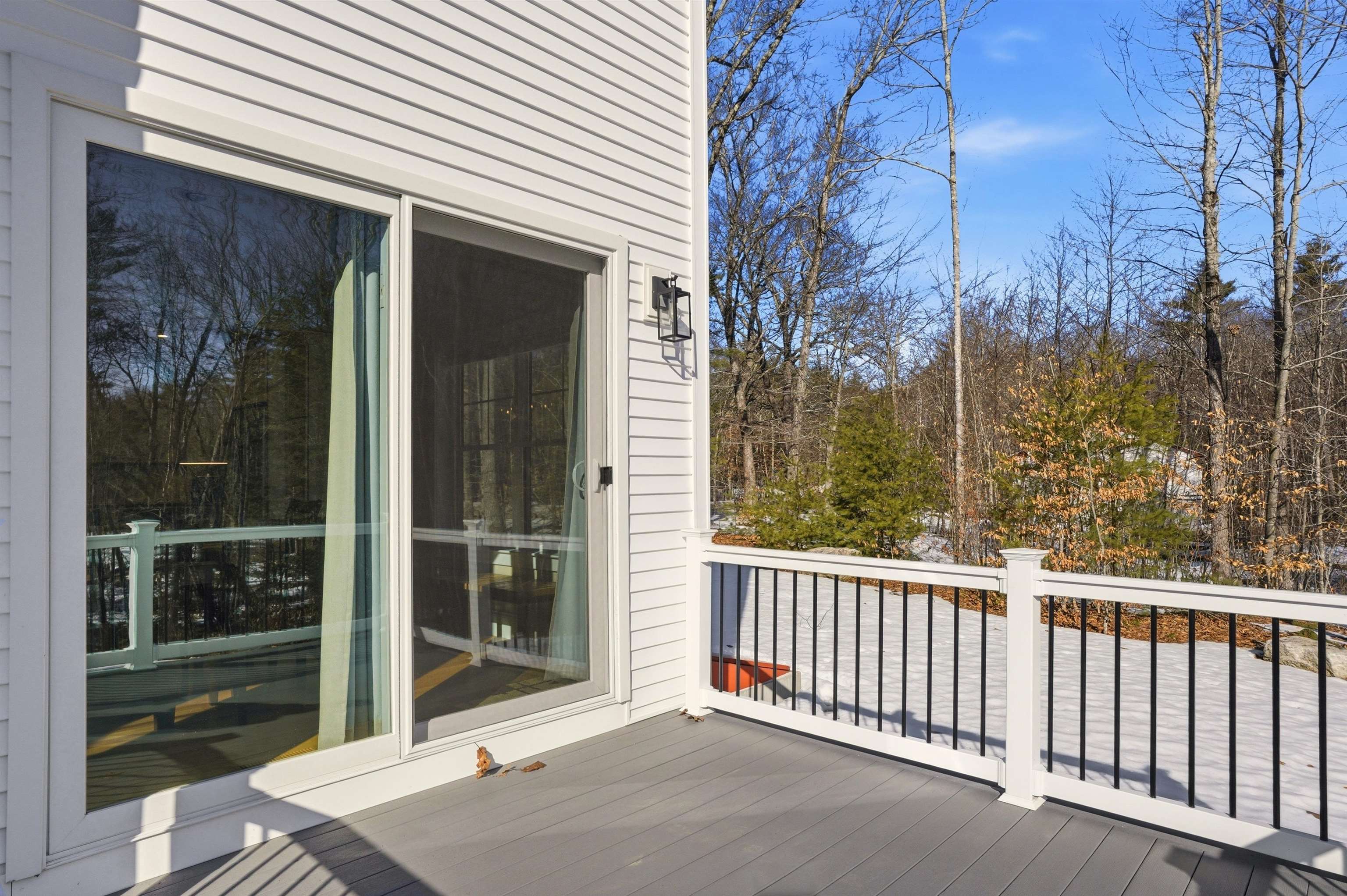 69 Priest Rd, Nottingham, NH 03290