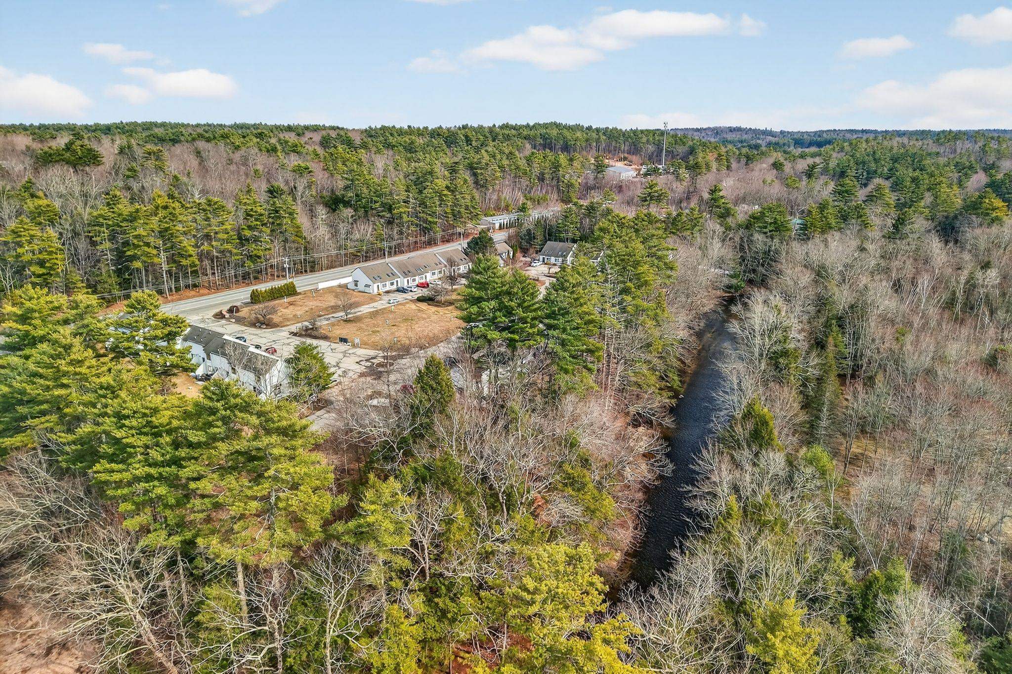 202 Route 27 , Raymond, NH 03077