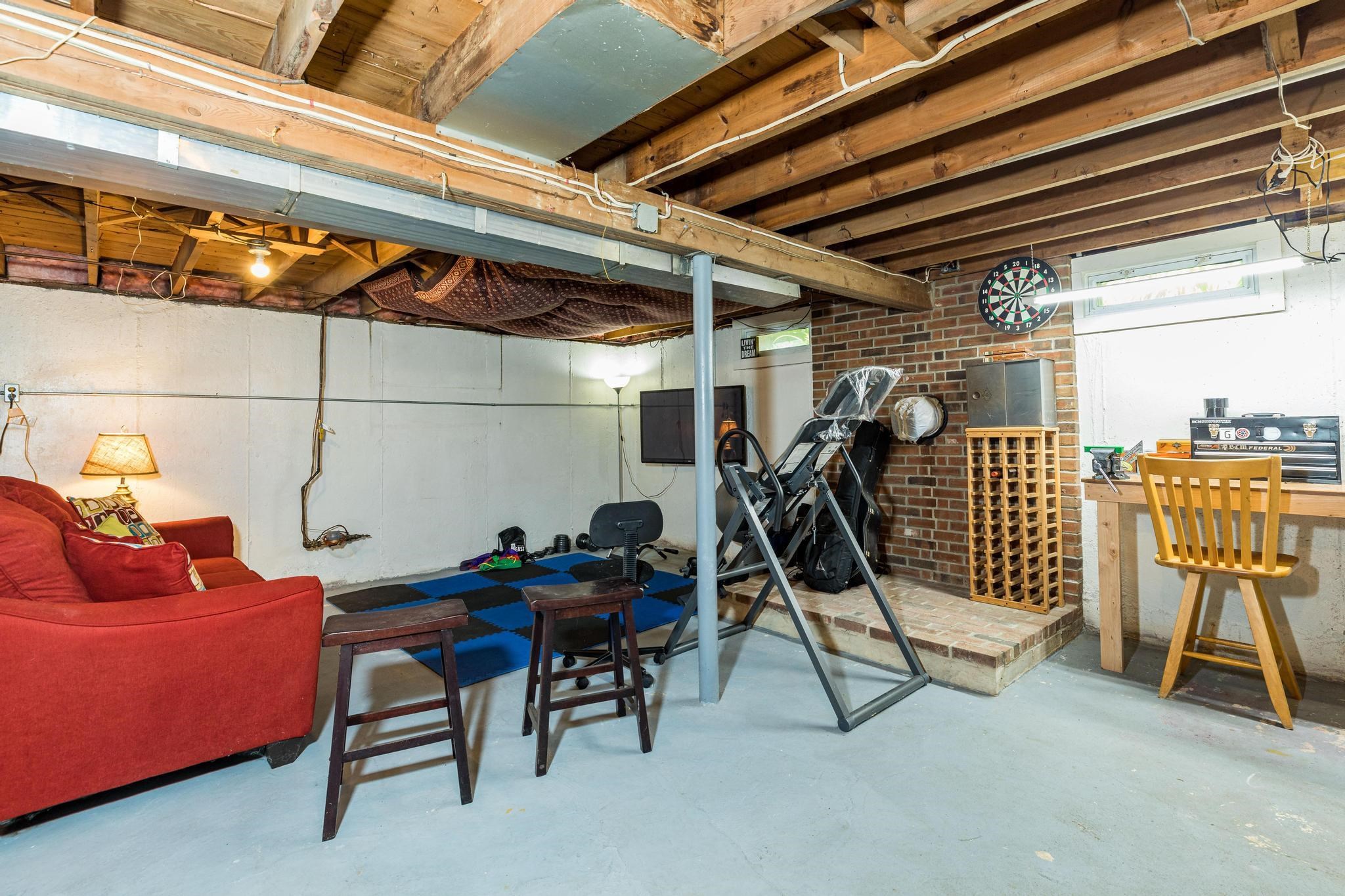 33 Taft Rd, Portsmouth, NH 03801