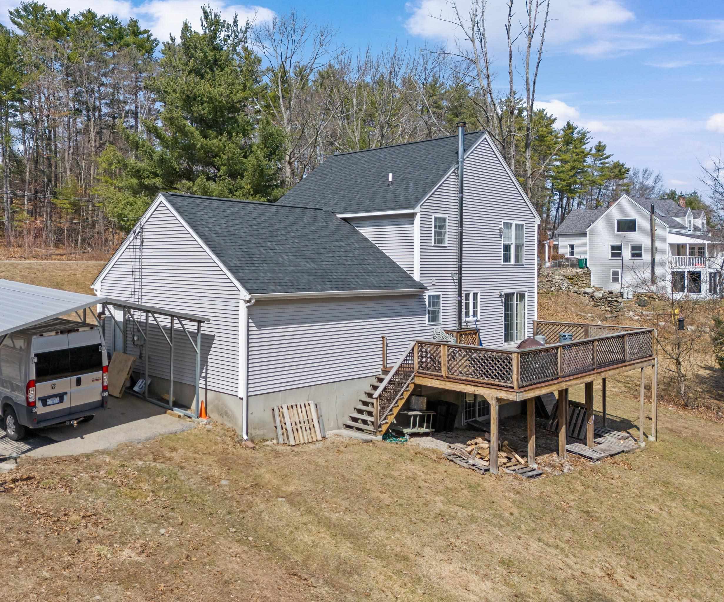 49 Chester Rd, Derry, NH 03038